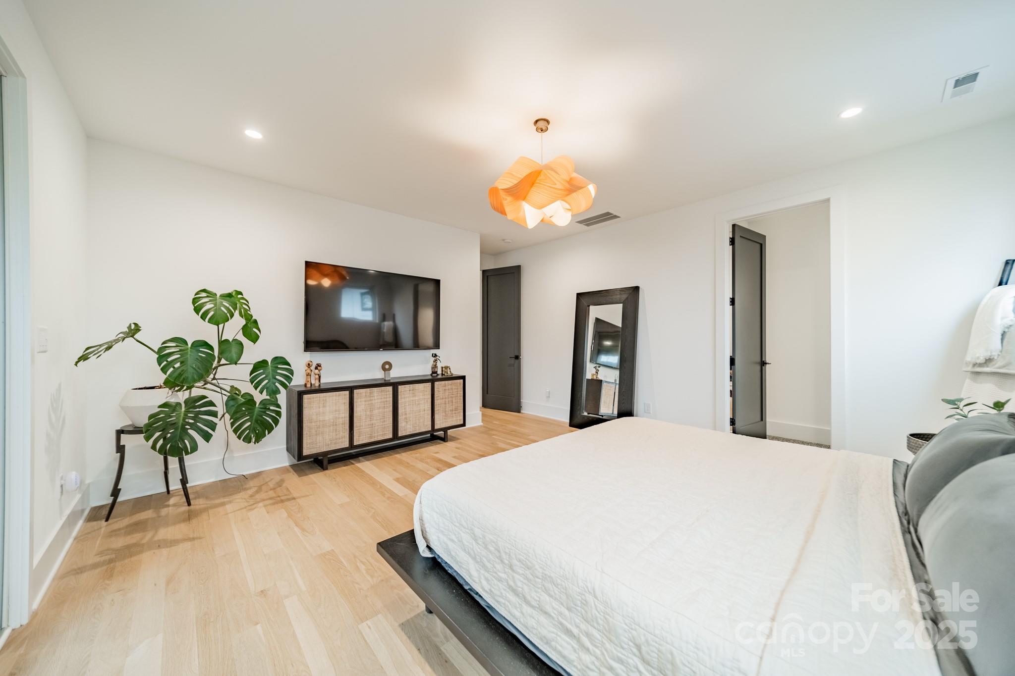 Villa Heights - Residential