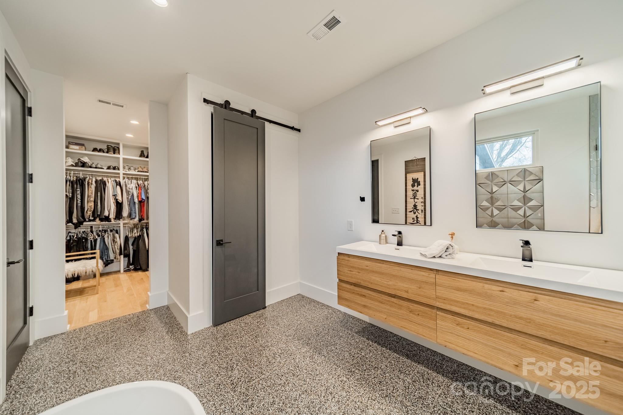 Villa Heights - Residential