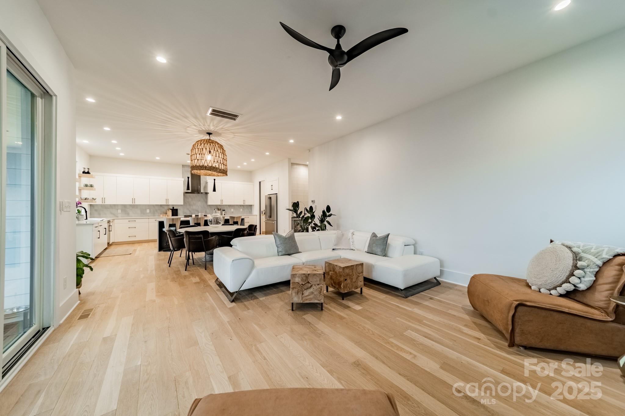 Villa Heights - Residential