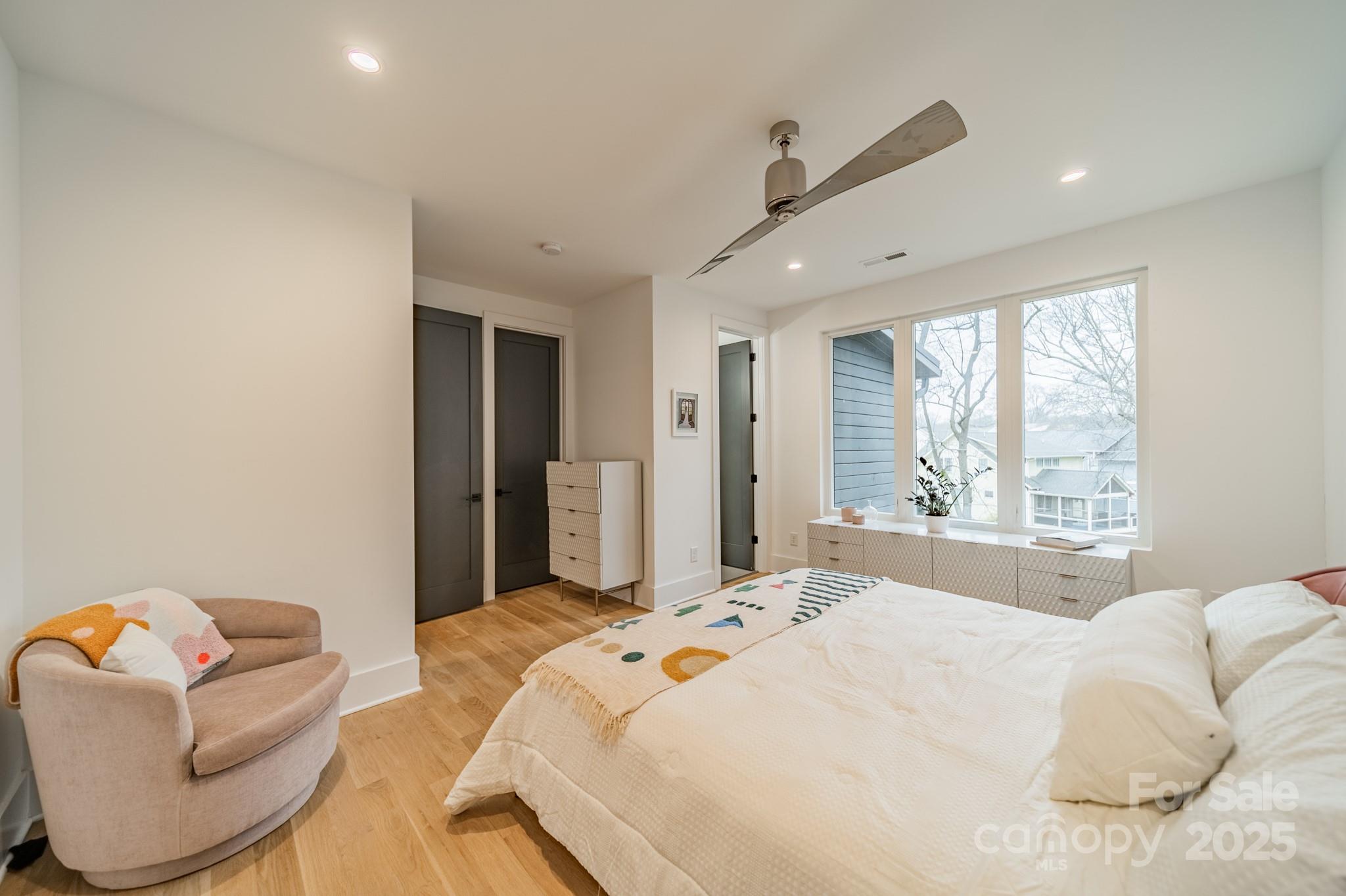Villa Heights - Residential