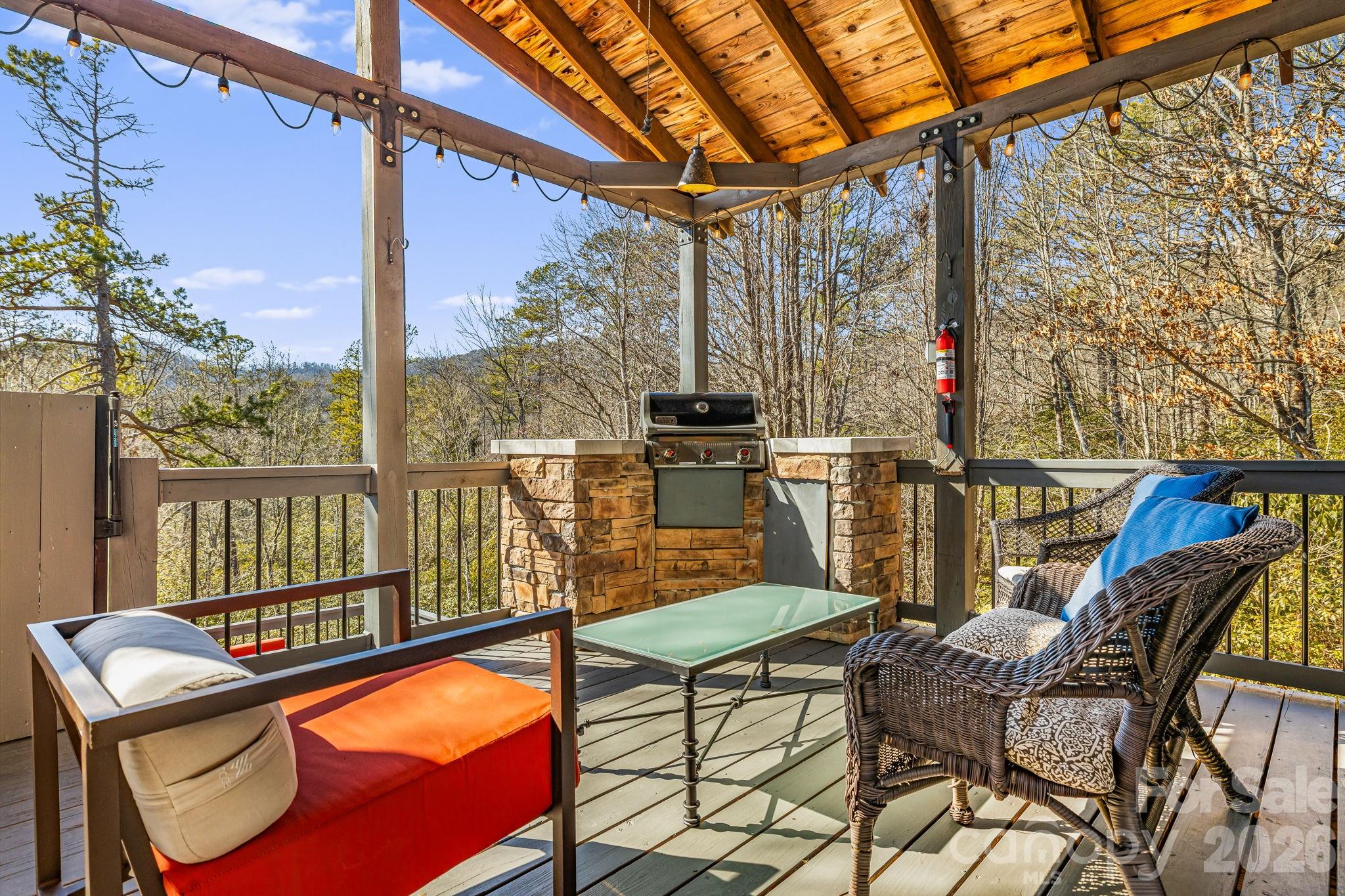 Laurel Hills - Residential