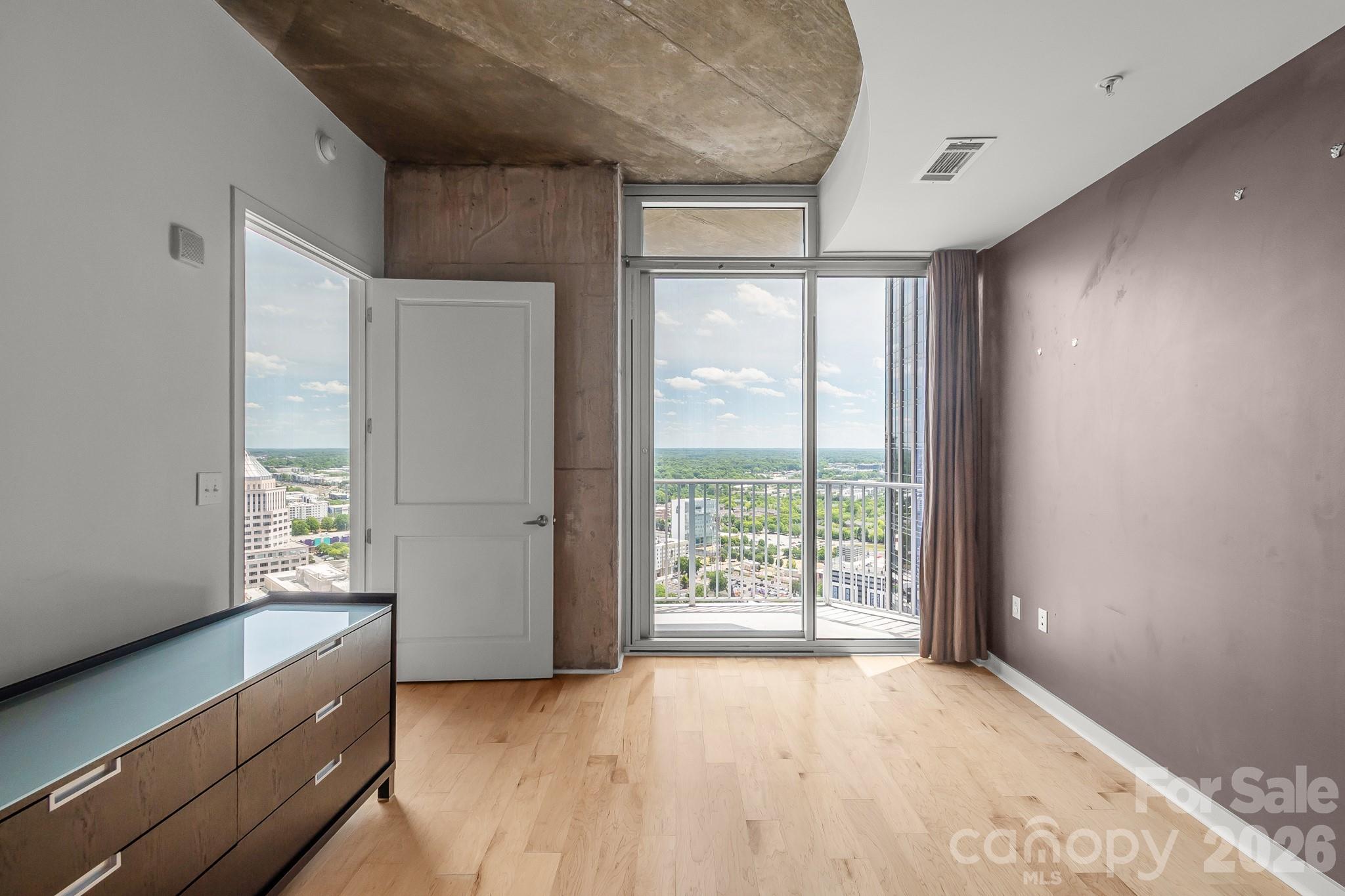 Avenue Condominiums - Residential