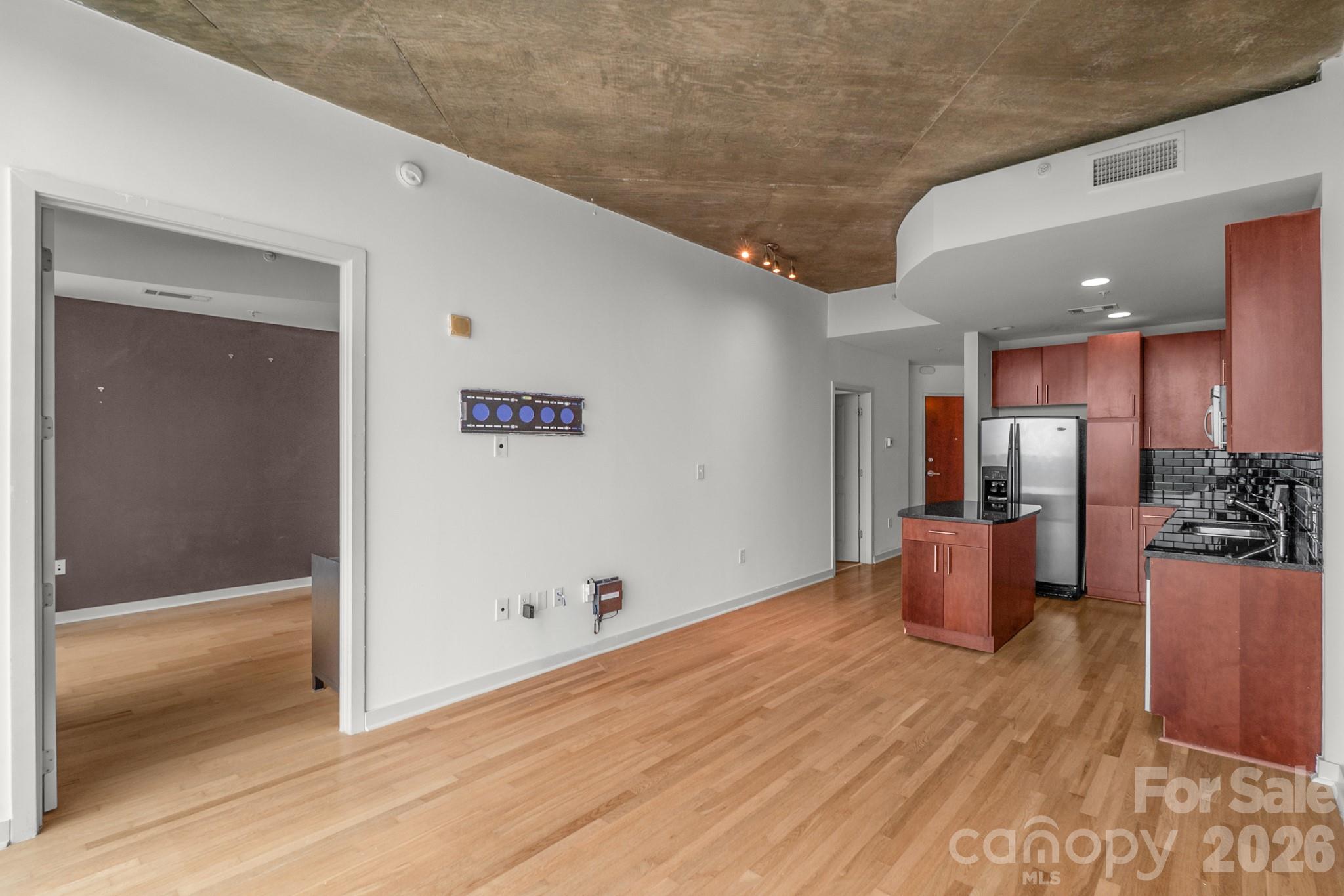Avenue Condominiums - Residential