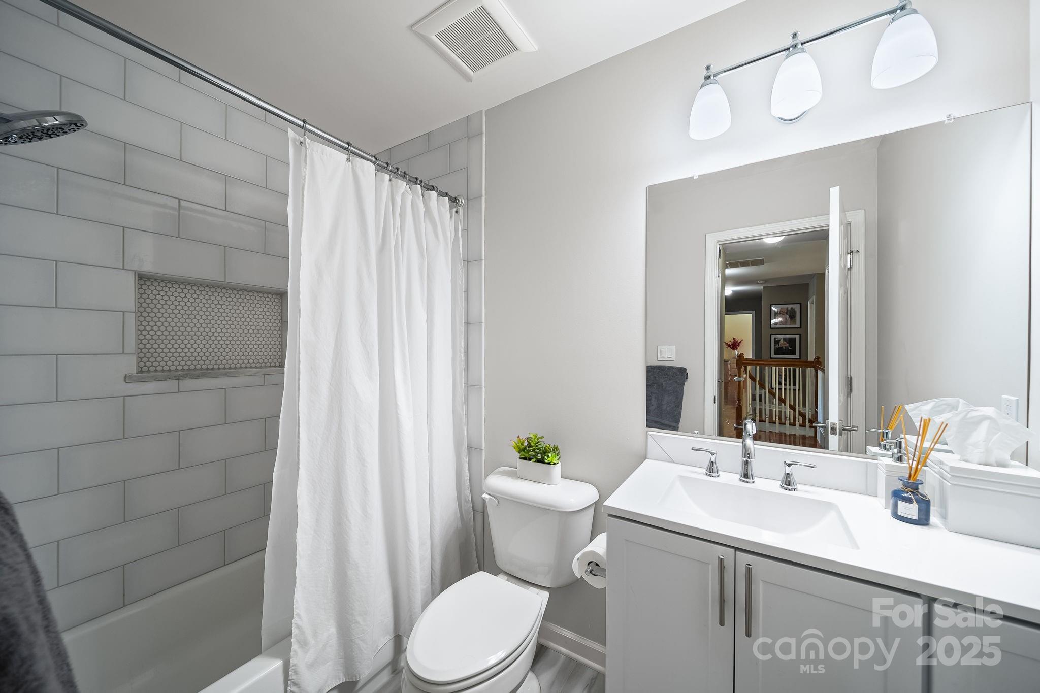 Lynnwood Farms - Residential