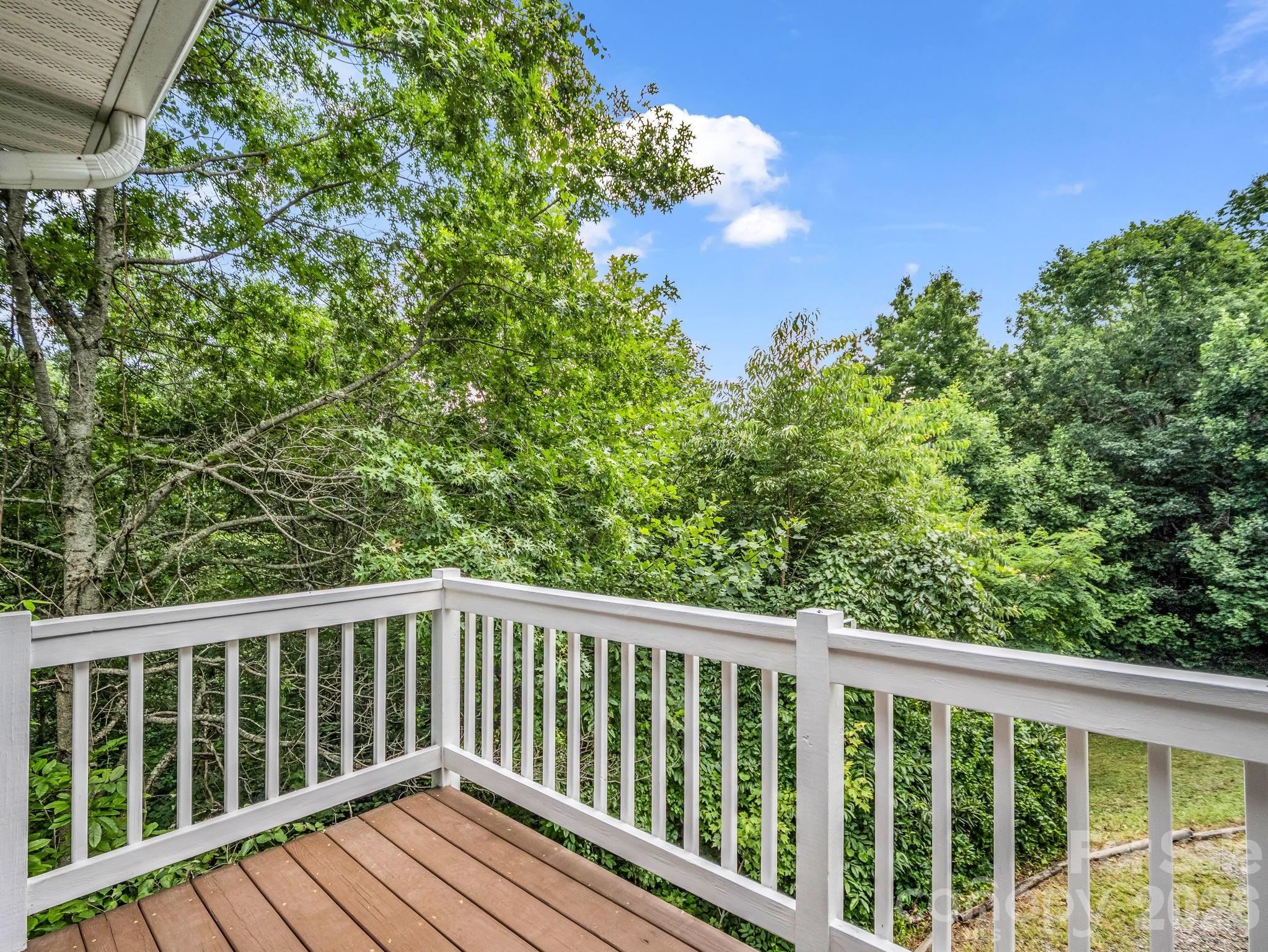 Toms Creek - Residential