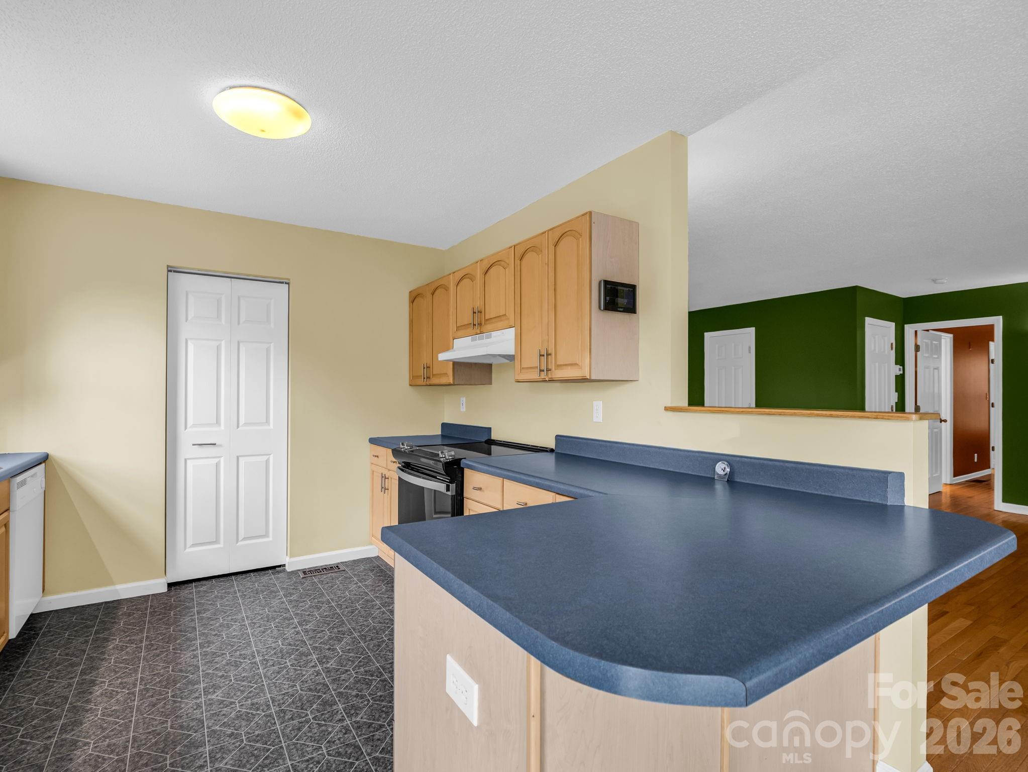 Toms Creek - Residential
