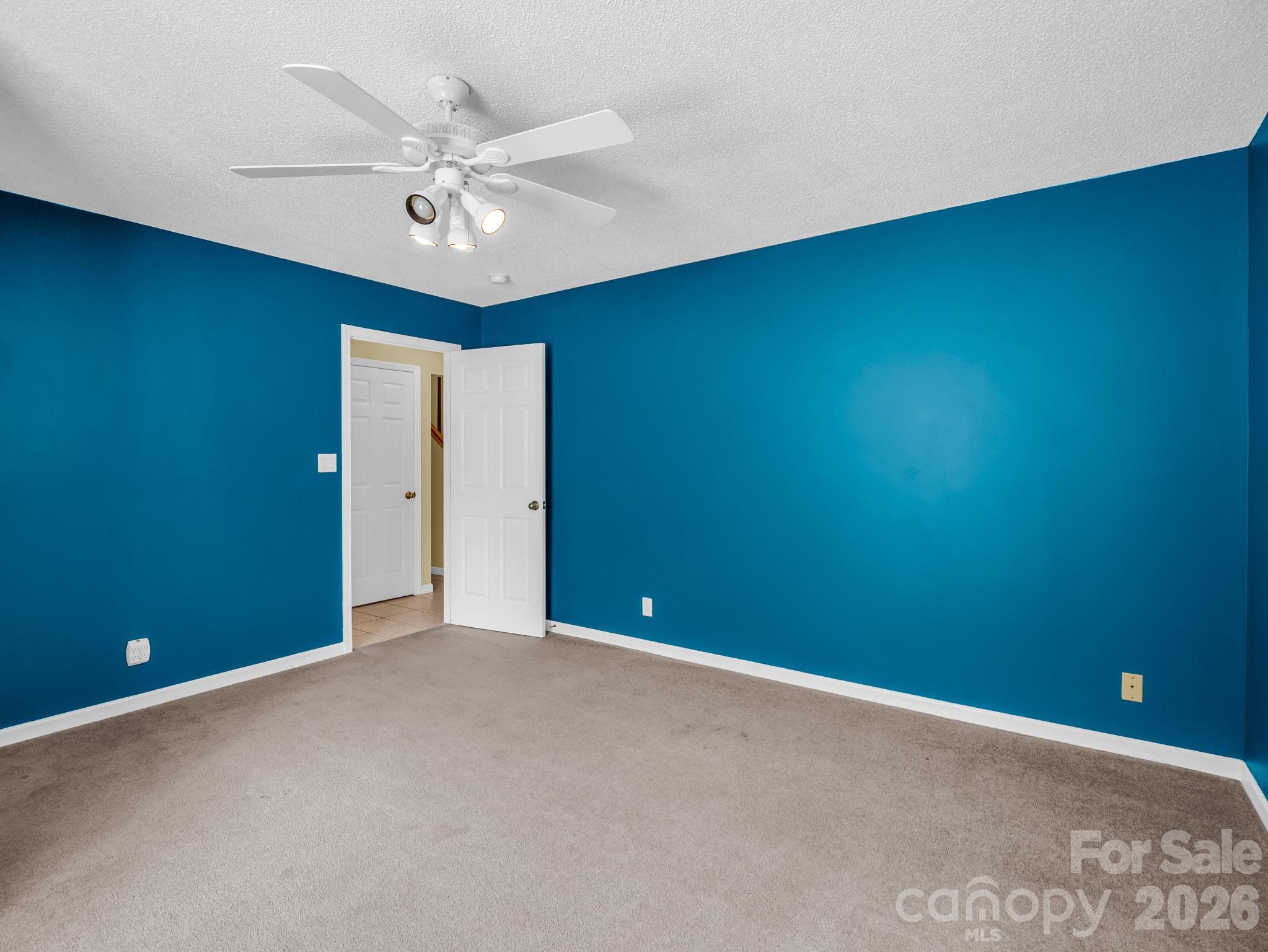 Toms Creek - Residential