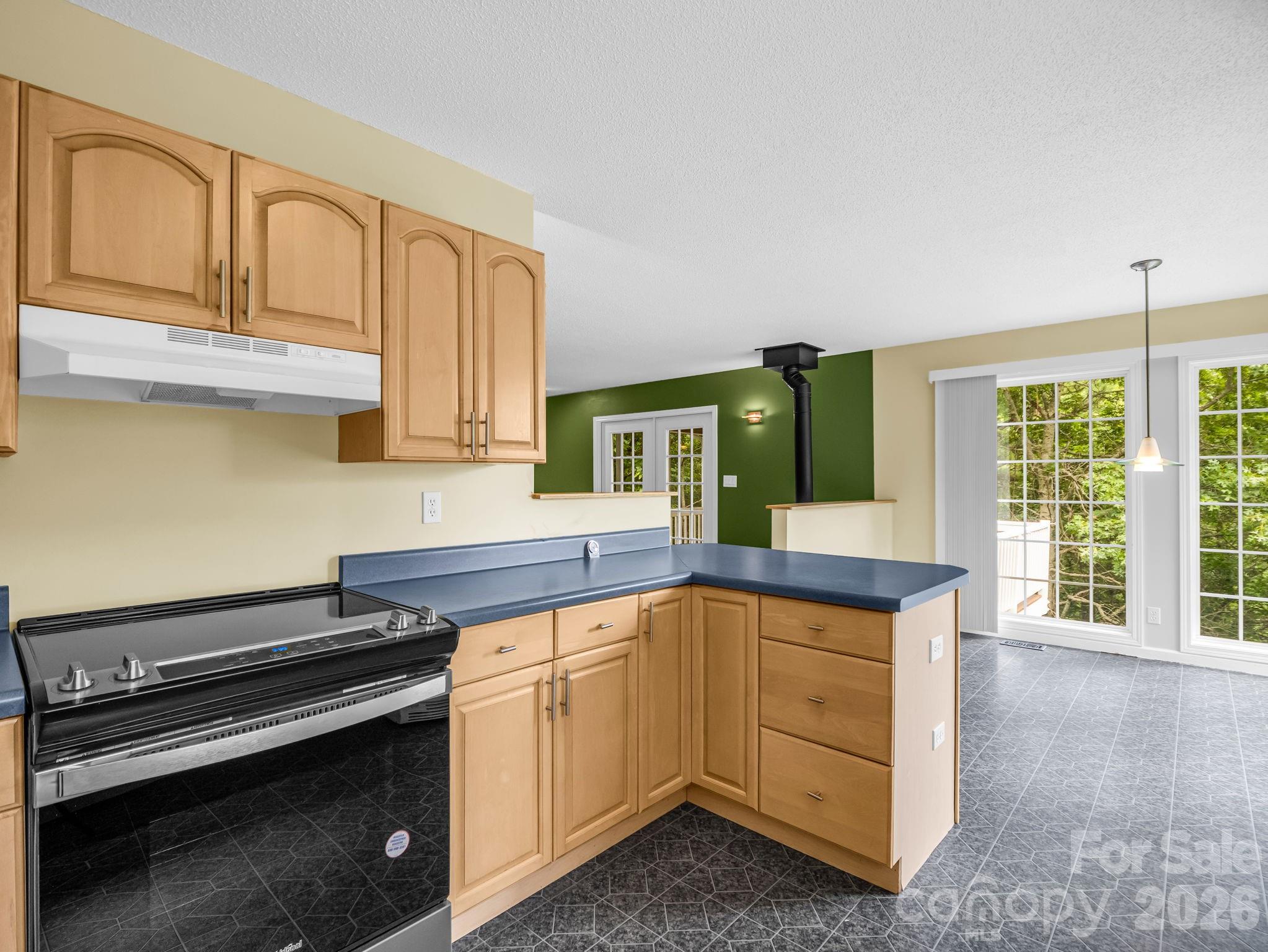 Toms Creek - Residential