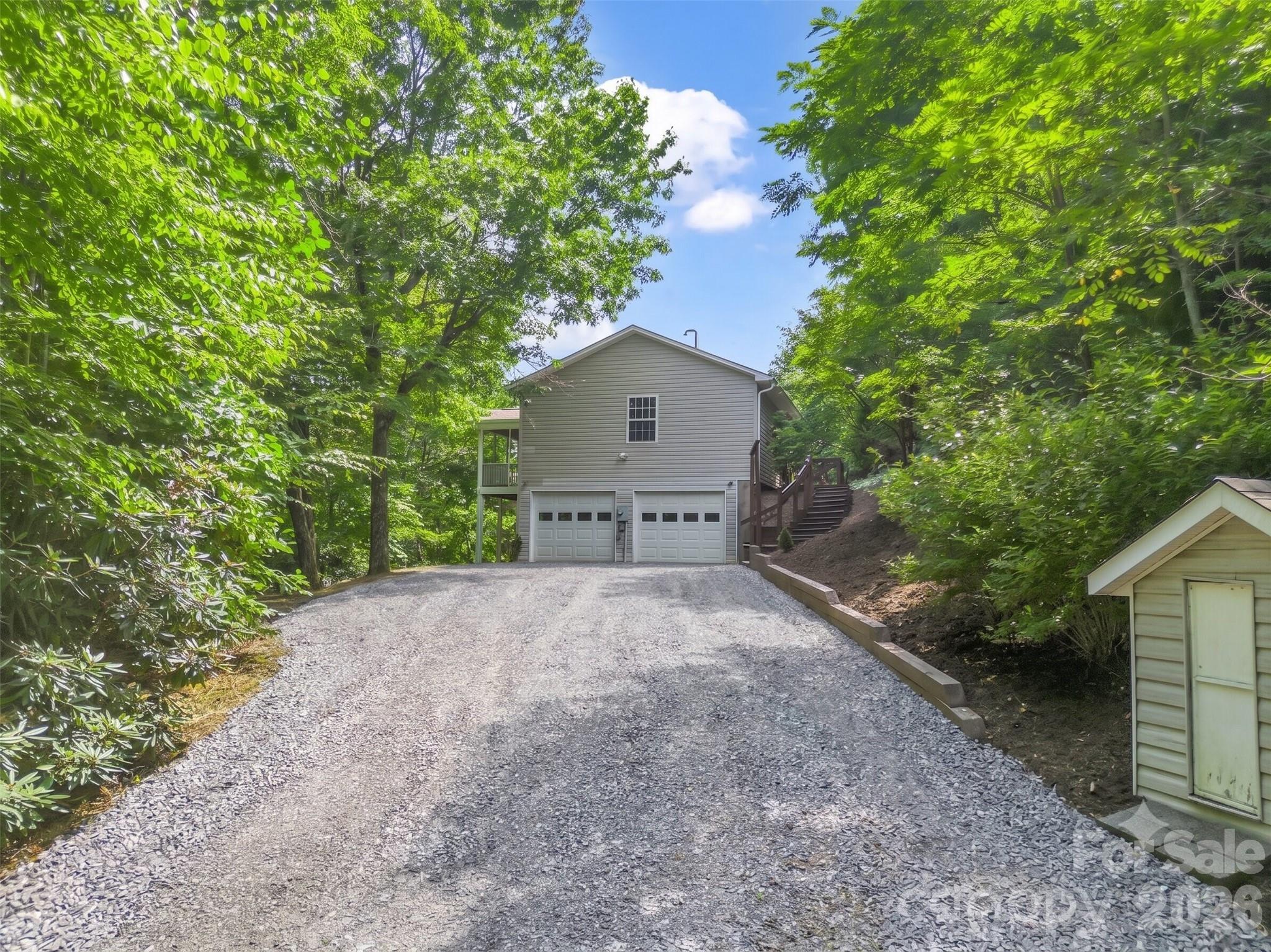 Toms Creek - Residential