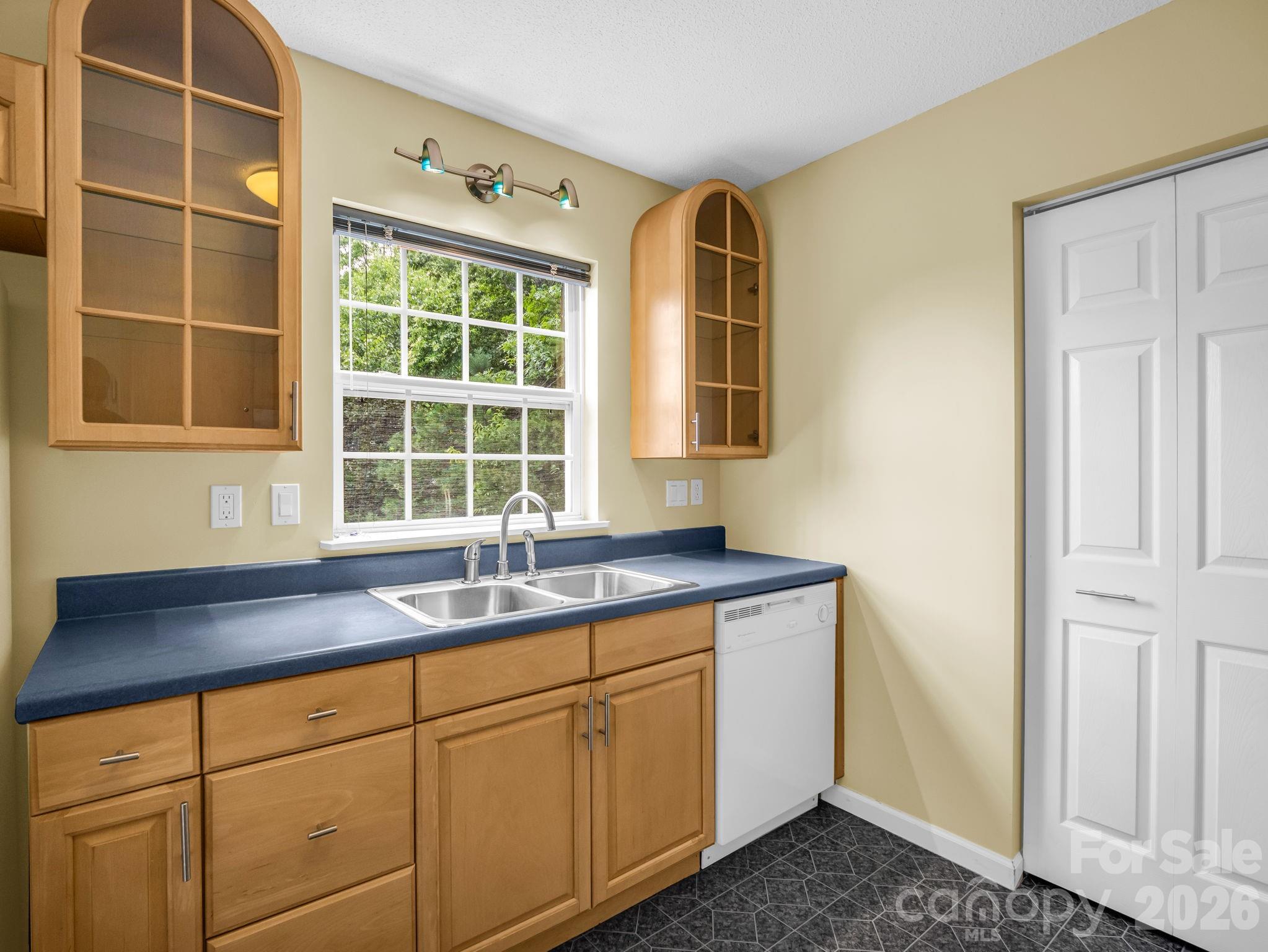 Toms Creek - Residential