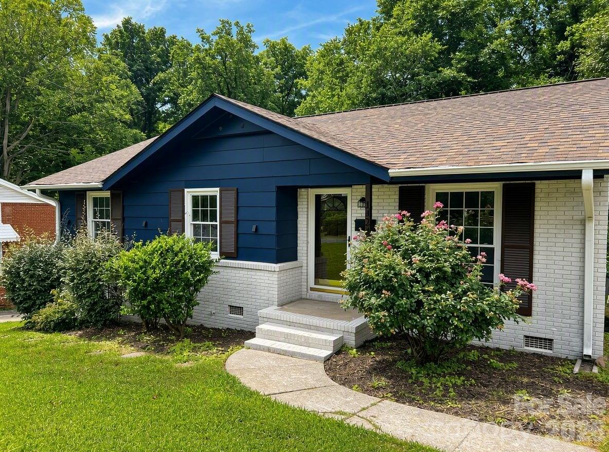 Lender Credit up to $10,000 with 100% Financing Available + $2,500 Seller Concession

Welcome to 1423 Chelveston Drive, where comfort, convenience, and community come together in one of Charlotte's most desirable locations.

This beautifully renovated 3-bedroom, 1.5-bath home is move-in ready and offers the perfect balance of modern updates and everyday living. Nestled in a quiet, established neighborhood with no HOA, you'll enjoy a peaceful setting while remaining just minutes from Uptown Charlotte and South End.

One of the home's standout features is the large backyard perfect for entertaining, gardening, pets, playtime, or simply relaxing outdoors. It's the kind of space that's becoming harder to find this close to the city.

Love an active lifestyle? The Irwin Creek Greenway is just half a block away, offering miles of scenic walking and biking trails. Nearby, you'll find a recreation park with pickleball courts, basketball courts, baseball fields, playgrounds, and a gymnasium, plus a YMCA just around the corner. A school nearby adds even more convenience to daily life.

Location is everything, and this home delivers. Enjoy quick access to Uptown Charlotte in just 10 minutes, Charlotte Douglas International Airport in 15 minutes, and easy access to shopping, dining, entertainment, and major commuter routes.

Whether you're looking for your first home, more outdoor space, or a move-in-ready property close to everything Charlotte has to offer, 1423 Chelveston Drive is a place you'll love coming home to.