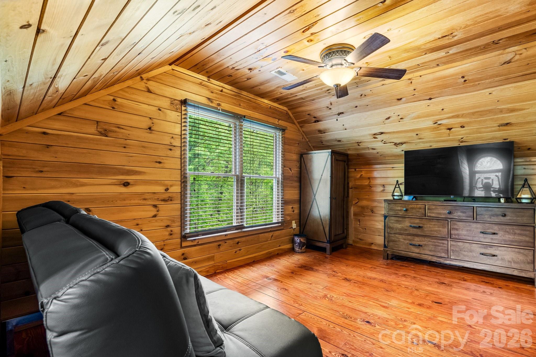 Grants Mountain - Residential