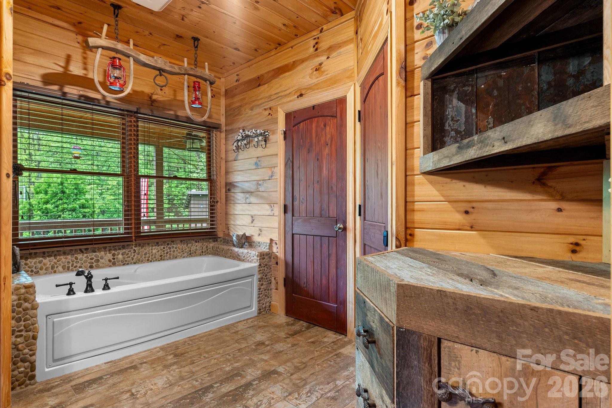 Grants Mountain - Residential