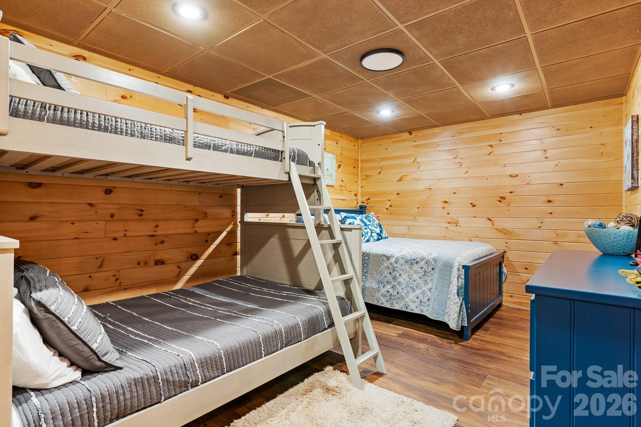 Grants Mountain - Residential
