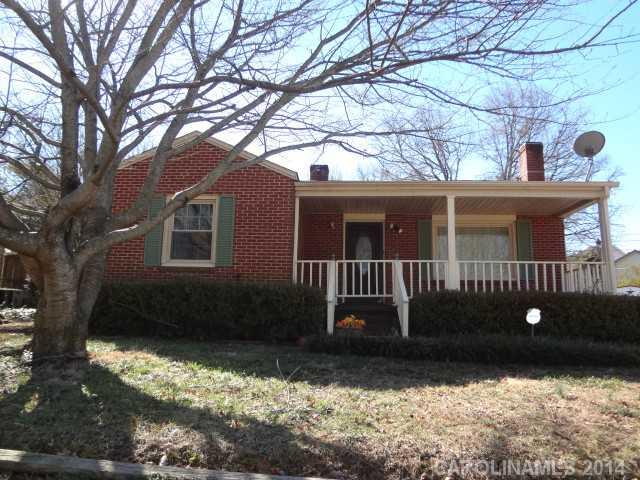 ***ADORABLE BRICK RANCH WITH FENCED IN YARD***.  Excellent floor plan with plenty of room for everyone.  Open and airy with plenty of sunlight.  HARDWOOD FLOORS throughout.  Kitchen has plenty of cabinets and counter space.  Open to dining room and kitchen nook.  Master bedroom has attached half bath.  ROCKING CHAIR front porch and large flat fenced in back yard with storage shed.  WELCOME HOME...