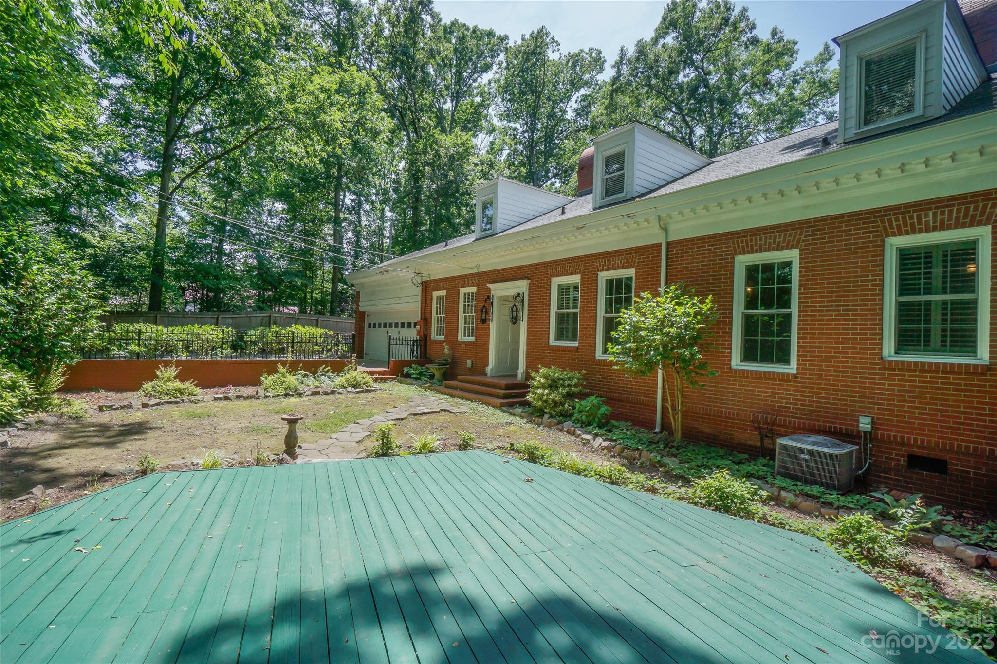 Forest Hill - Residential