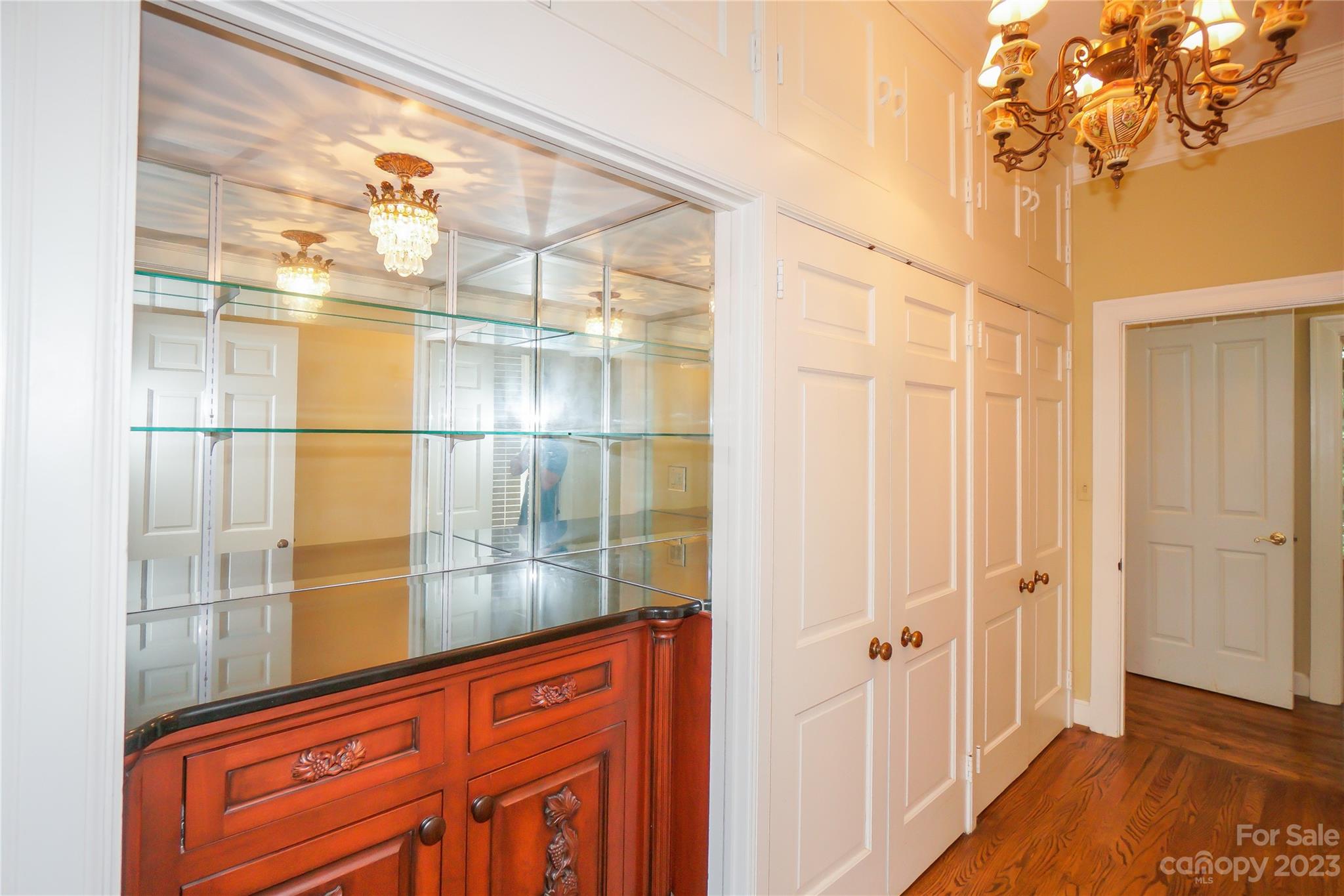 Forest Hill - Residential