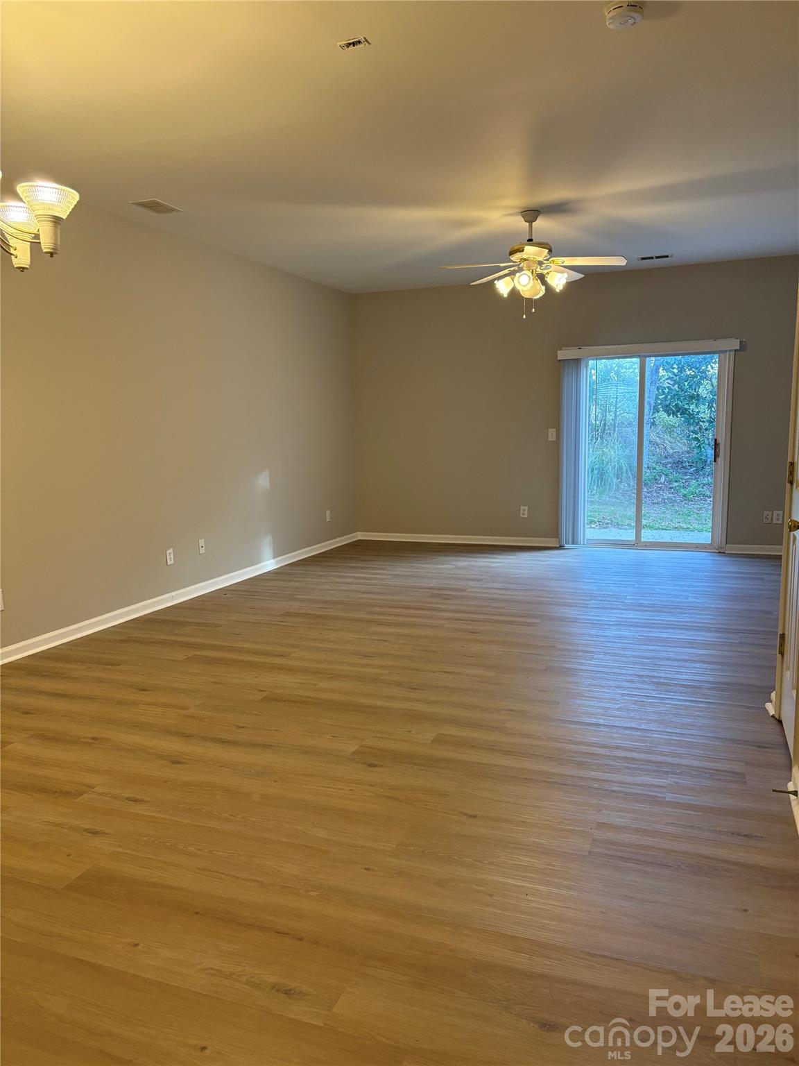Abbotts Glen - Residential Lease