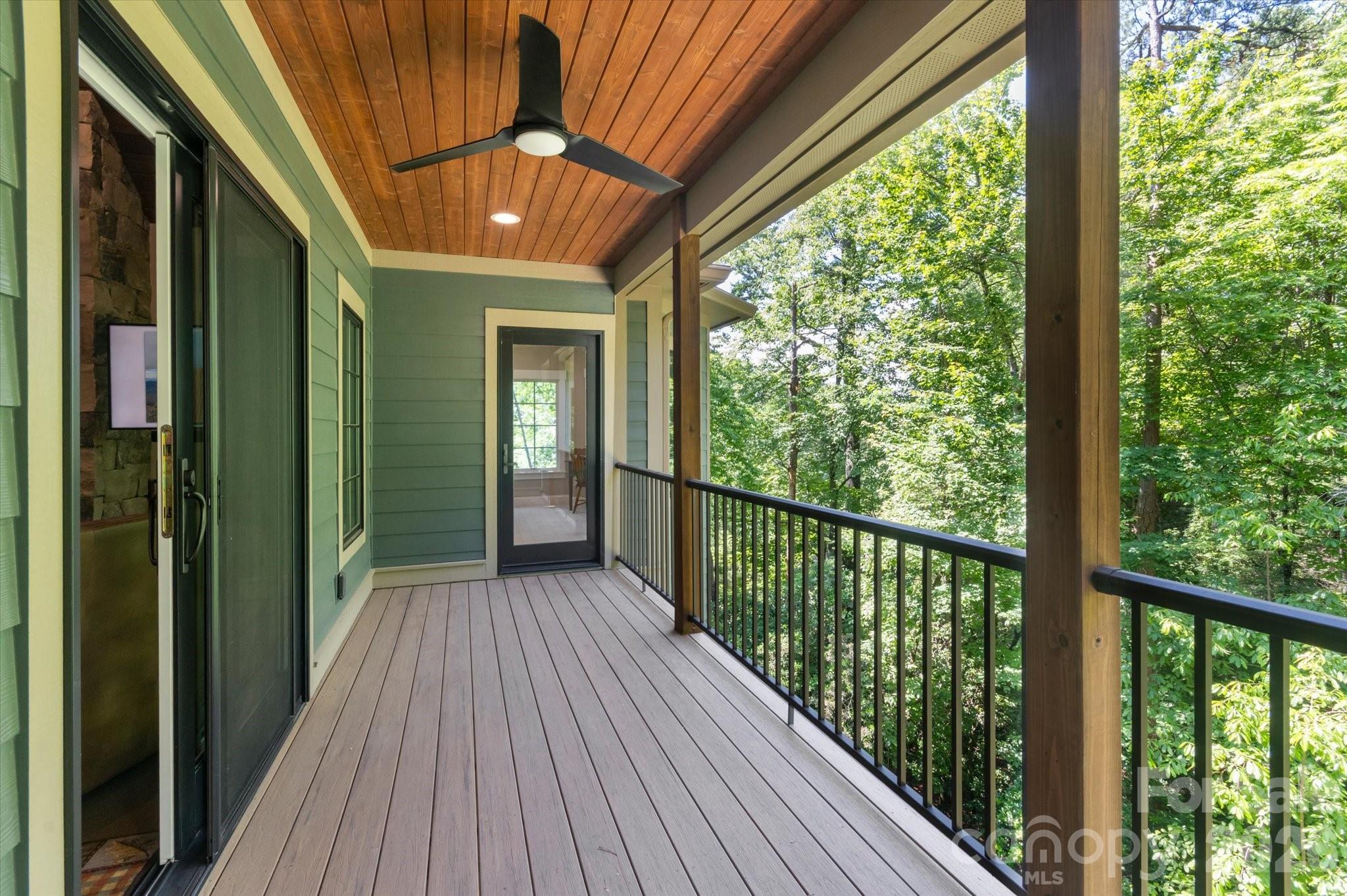 Straus Park - Residential