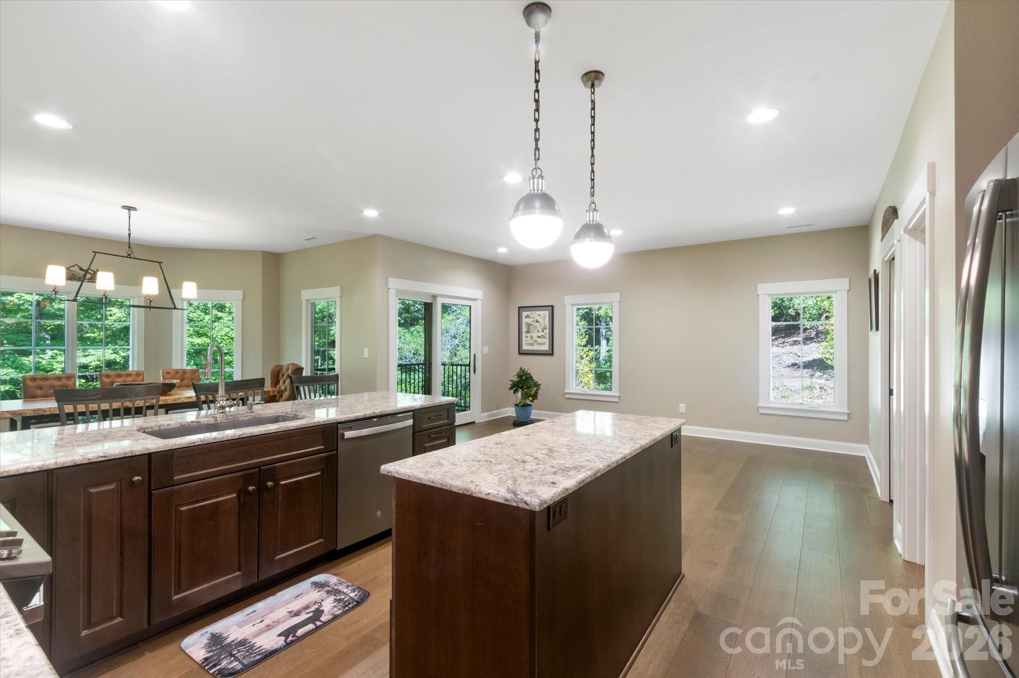 Straus Park - Residential