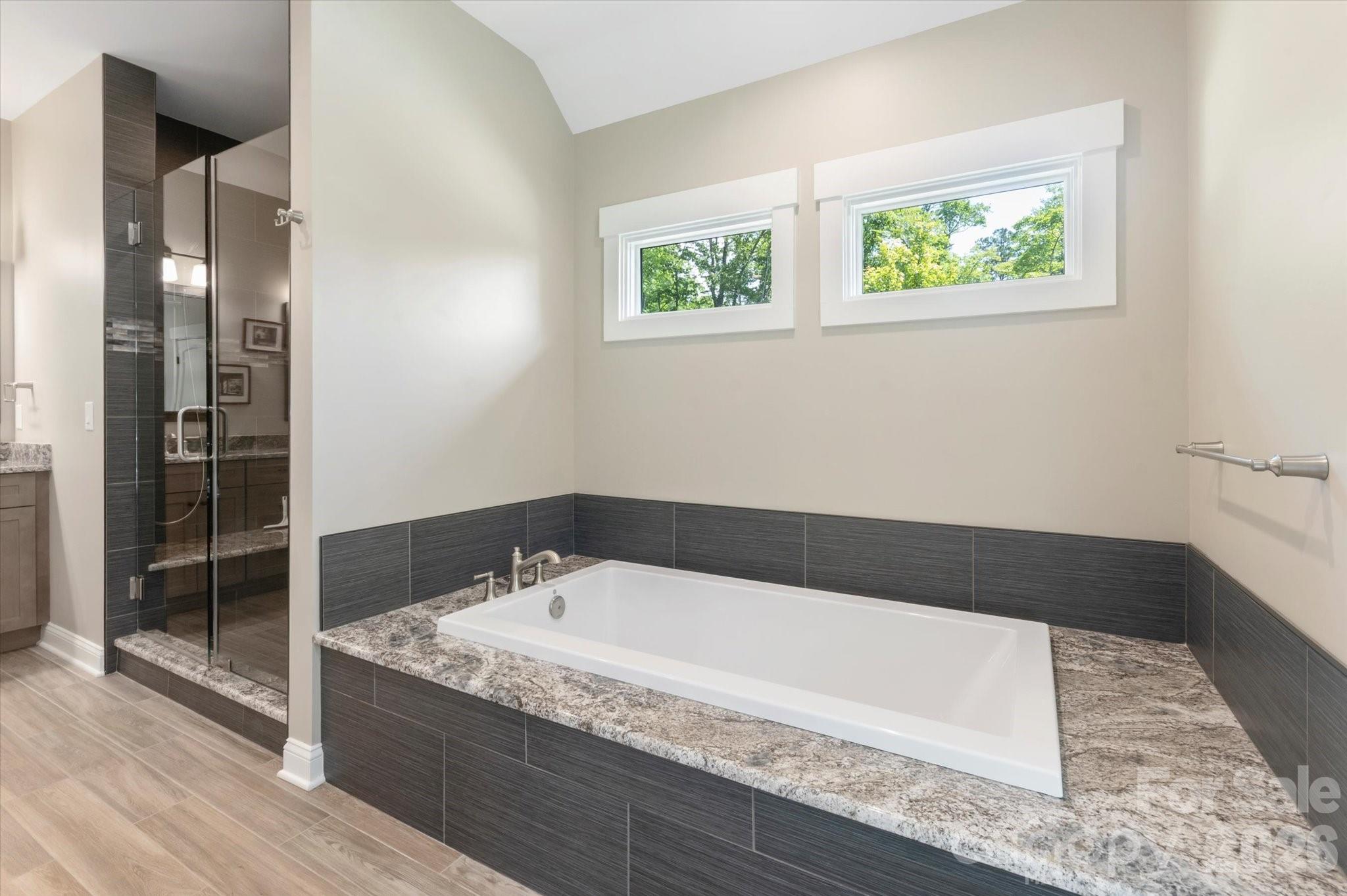 Straus Park - Residential