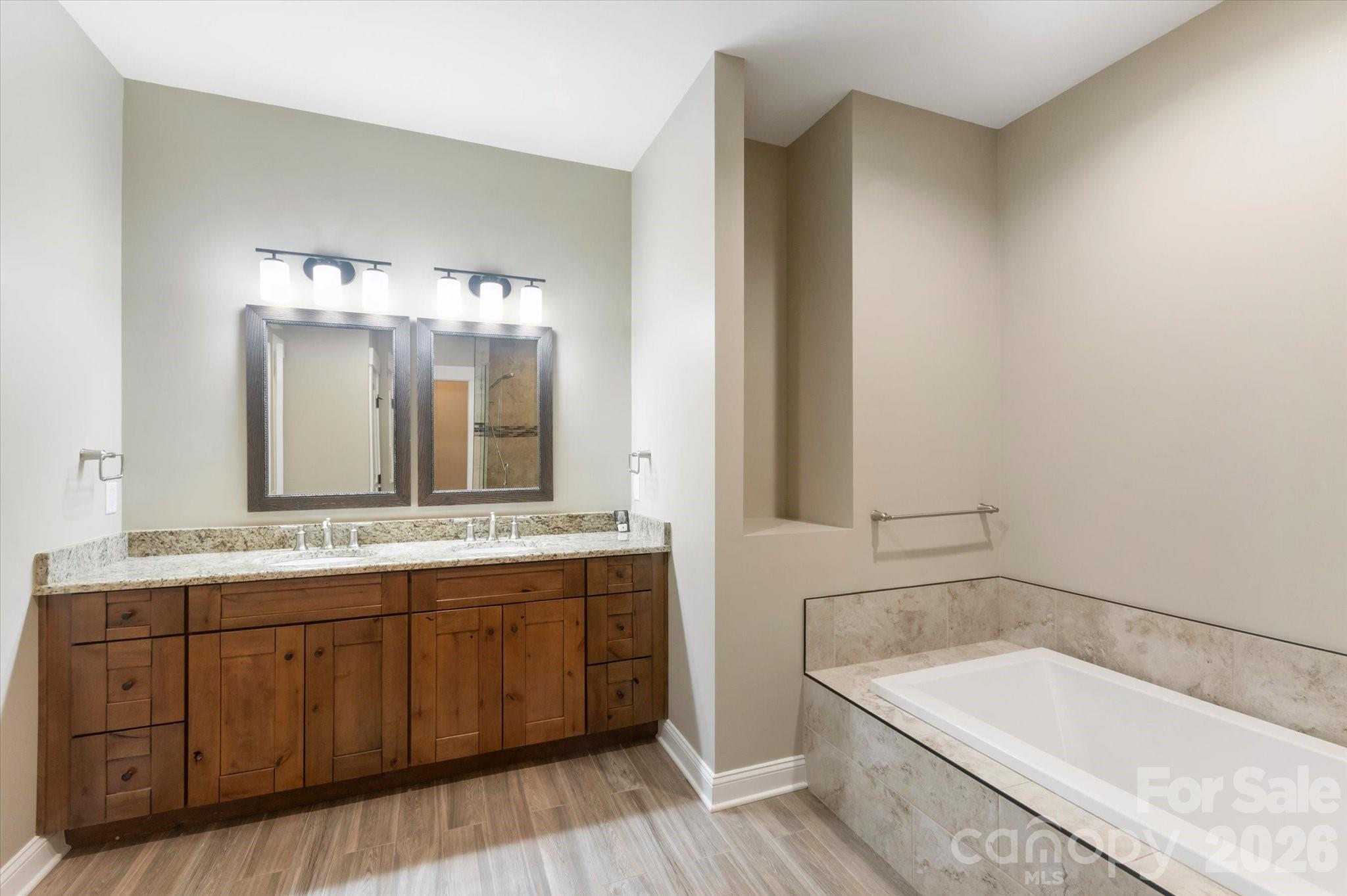 Straus Park - Residential