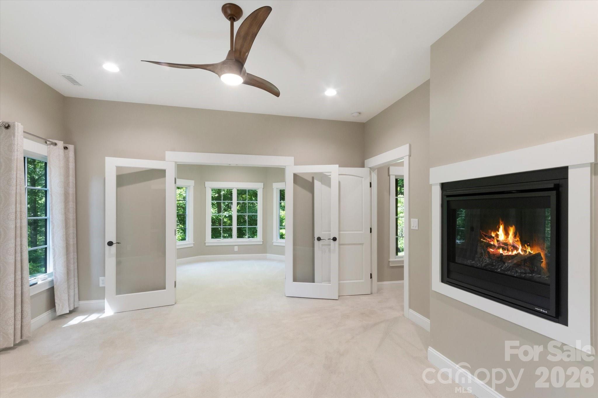 Straus Park - Residential