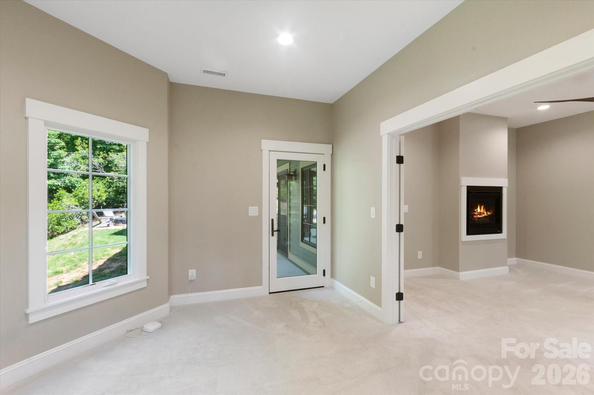Straus Park - Residential