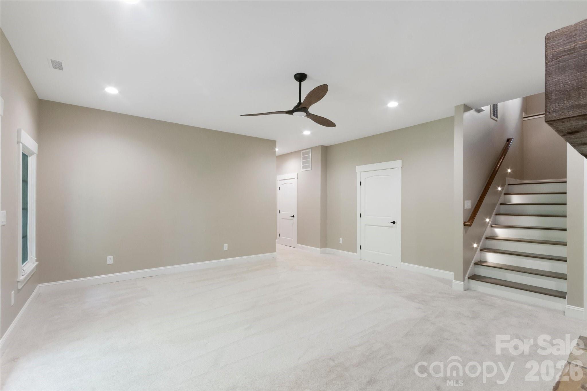 Straus Park - Residential