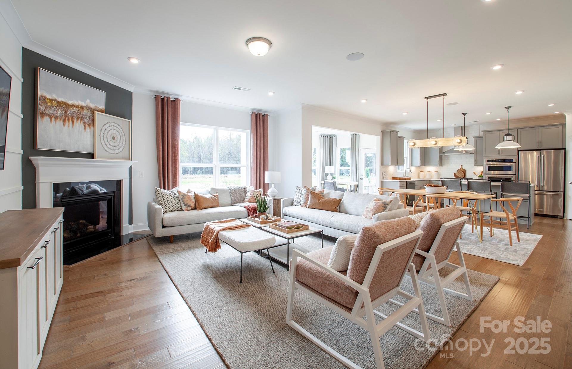 Patterson Pond - Residential