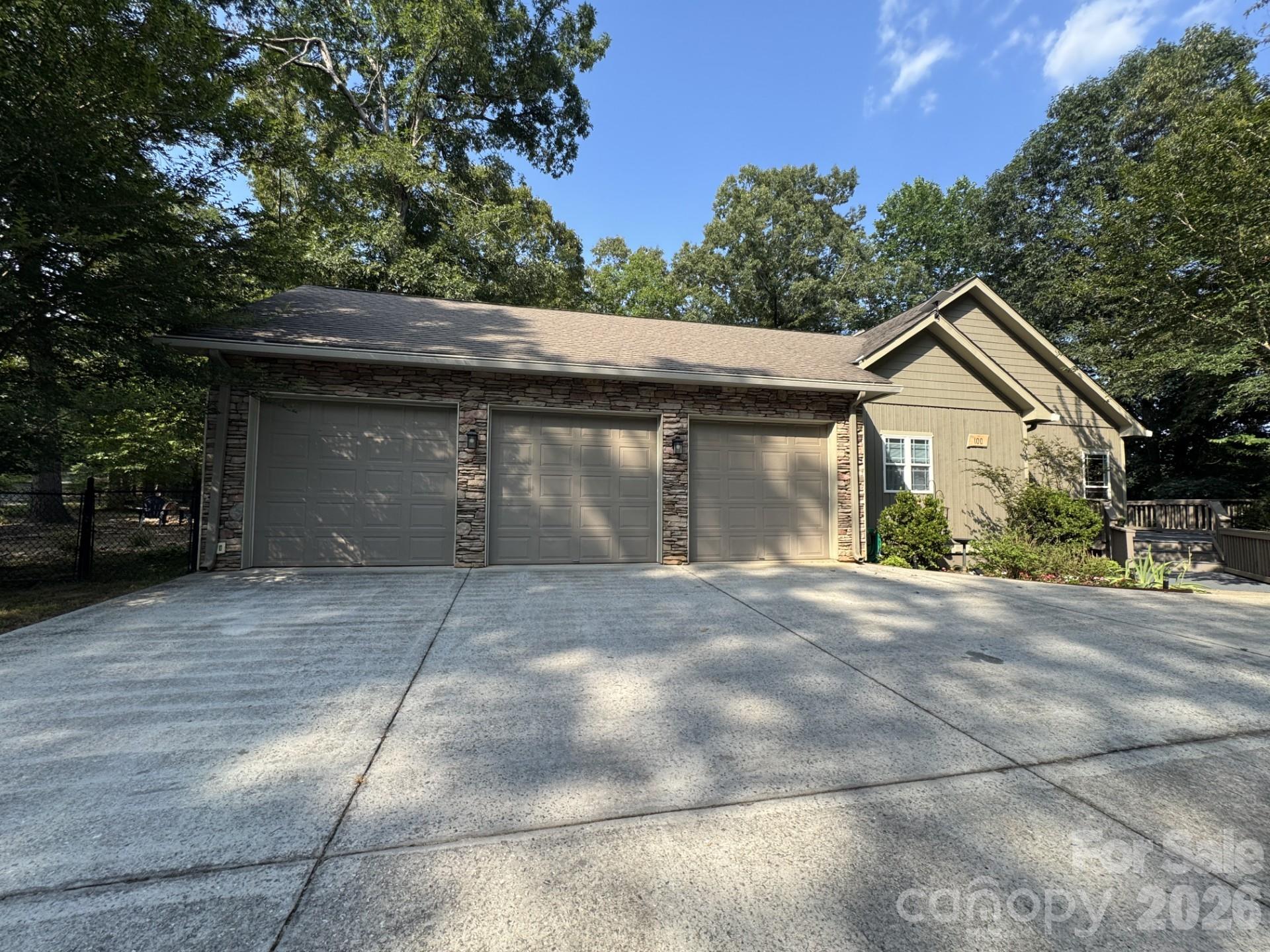 Lake Adger - Residential