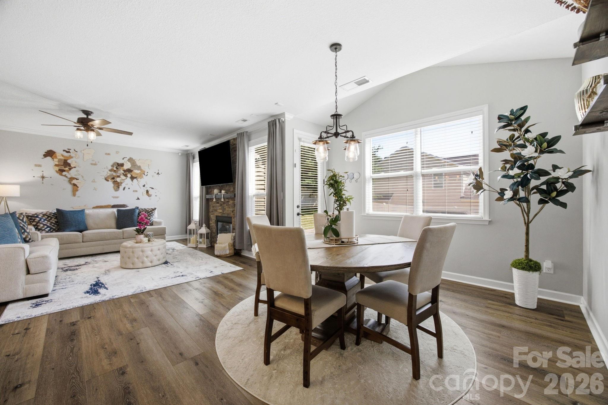Reunion - Residential