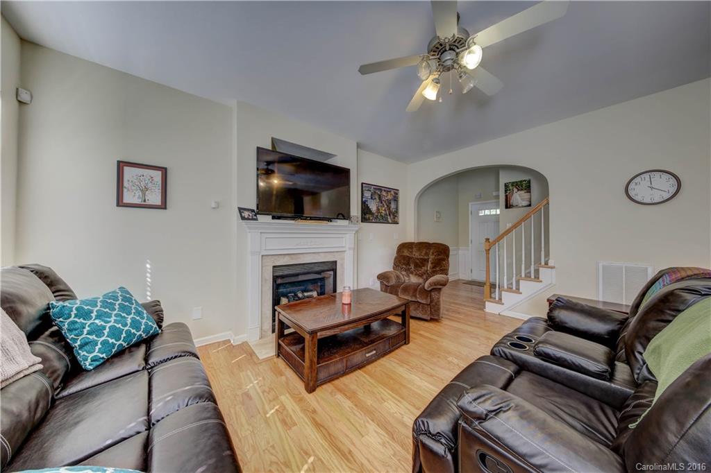 Ridge Pointe - Residential