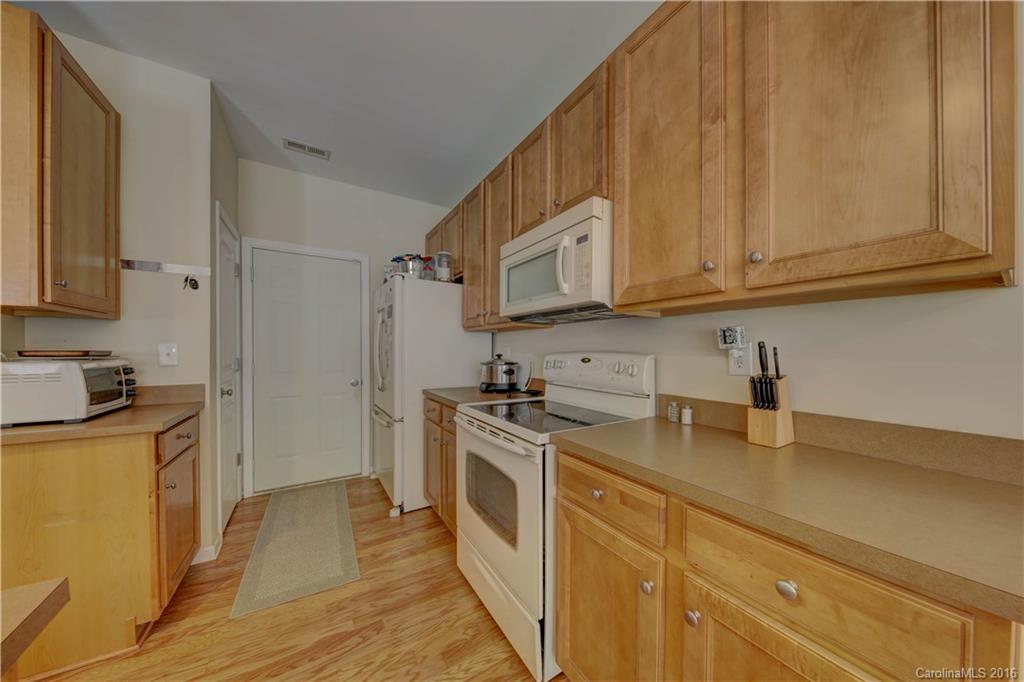 Ridge Pointe - Residential