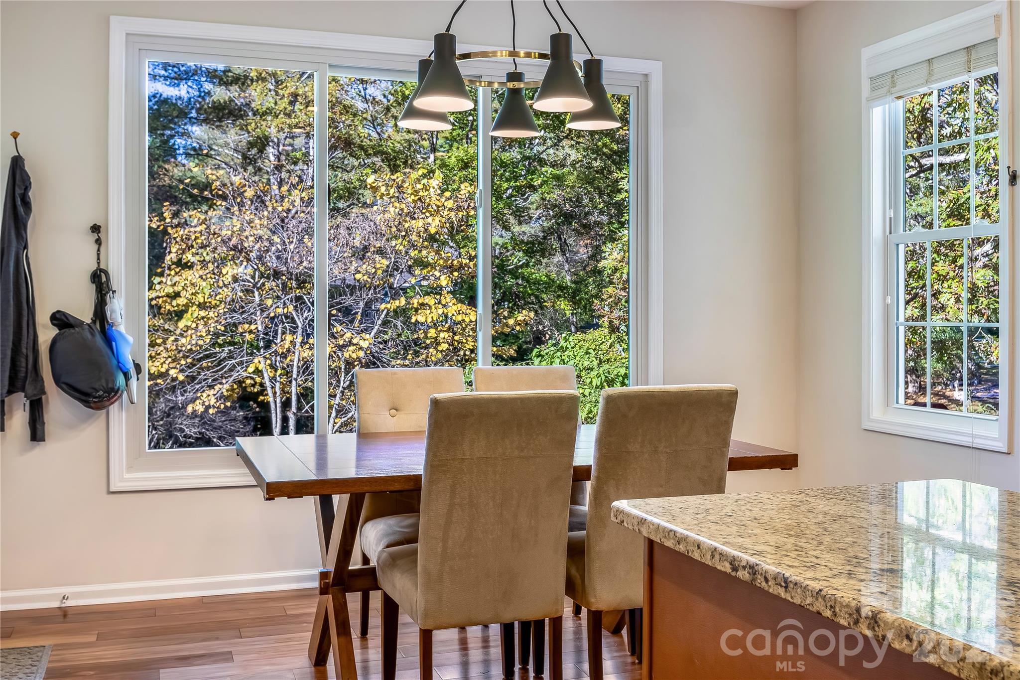 Old Applewood Hollow - Residential