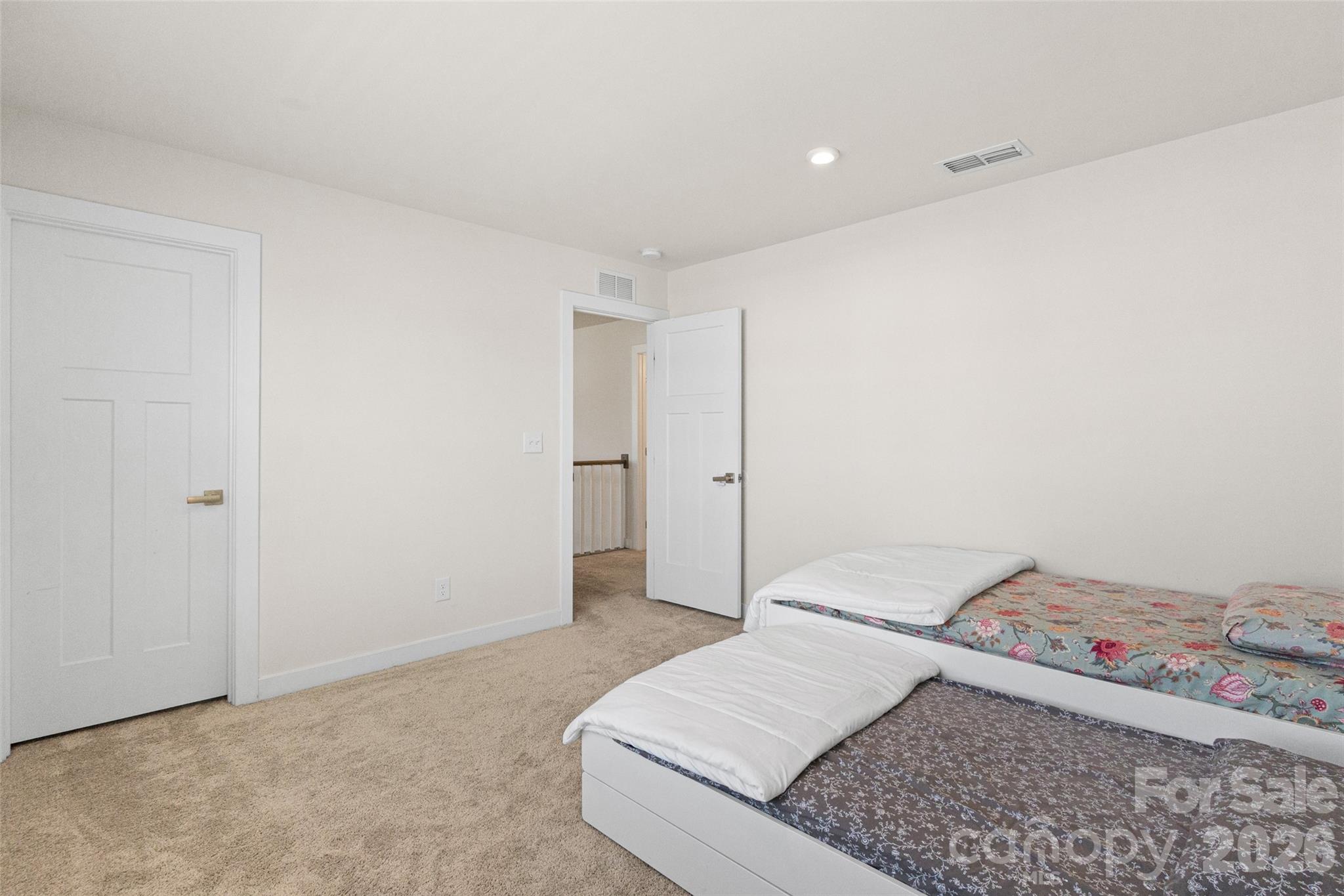 Springshire Creek - Residential