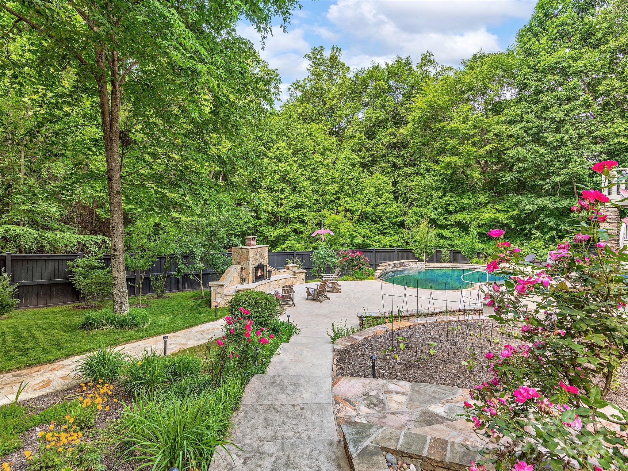 Biltmore Lake - Residential