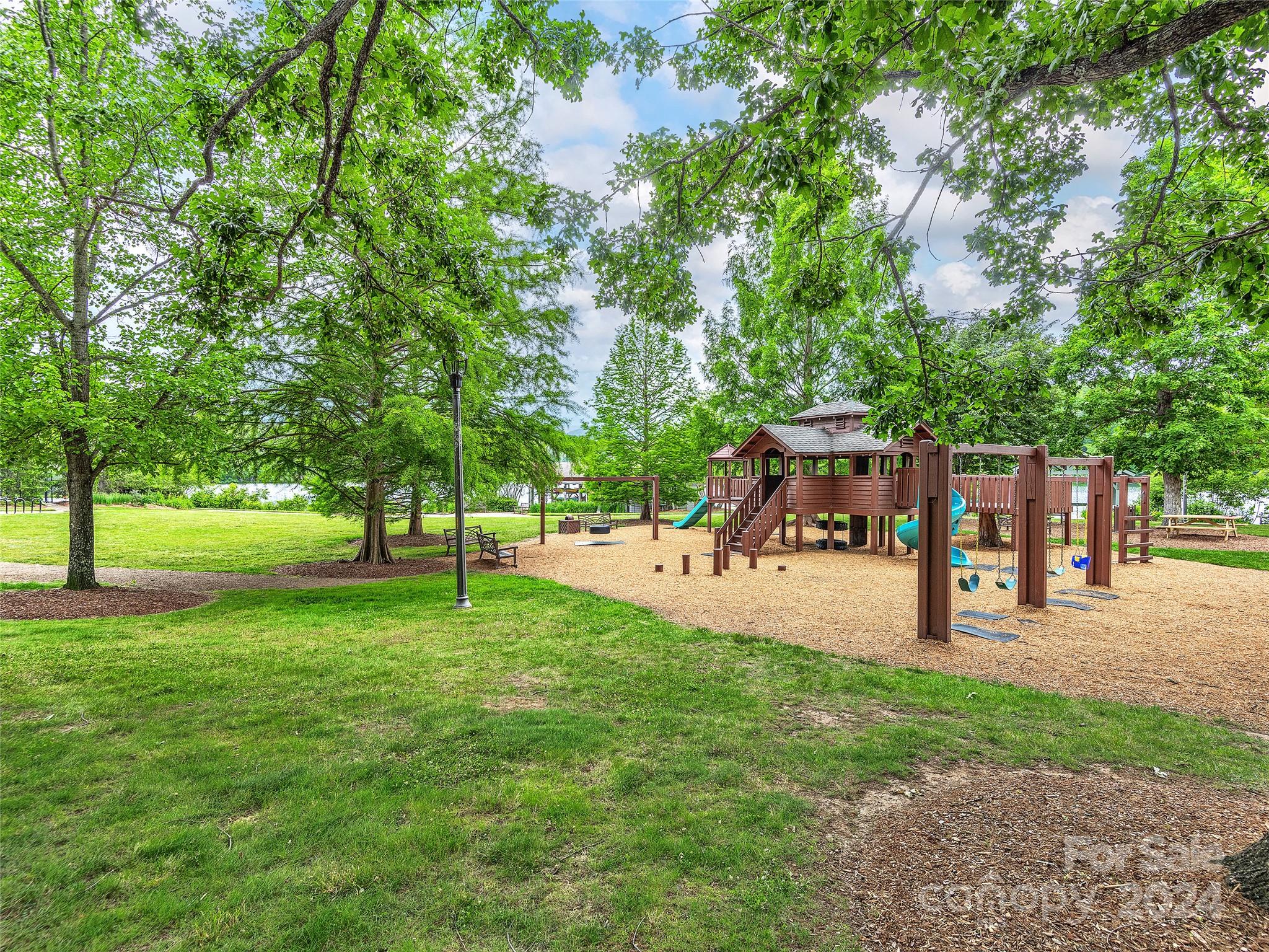 Biltmore Lake - Residential