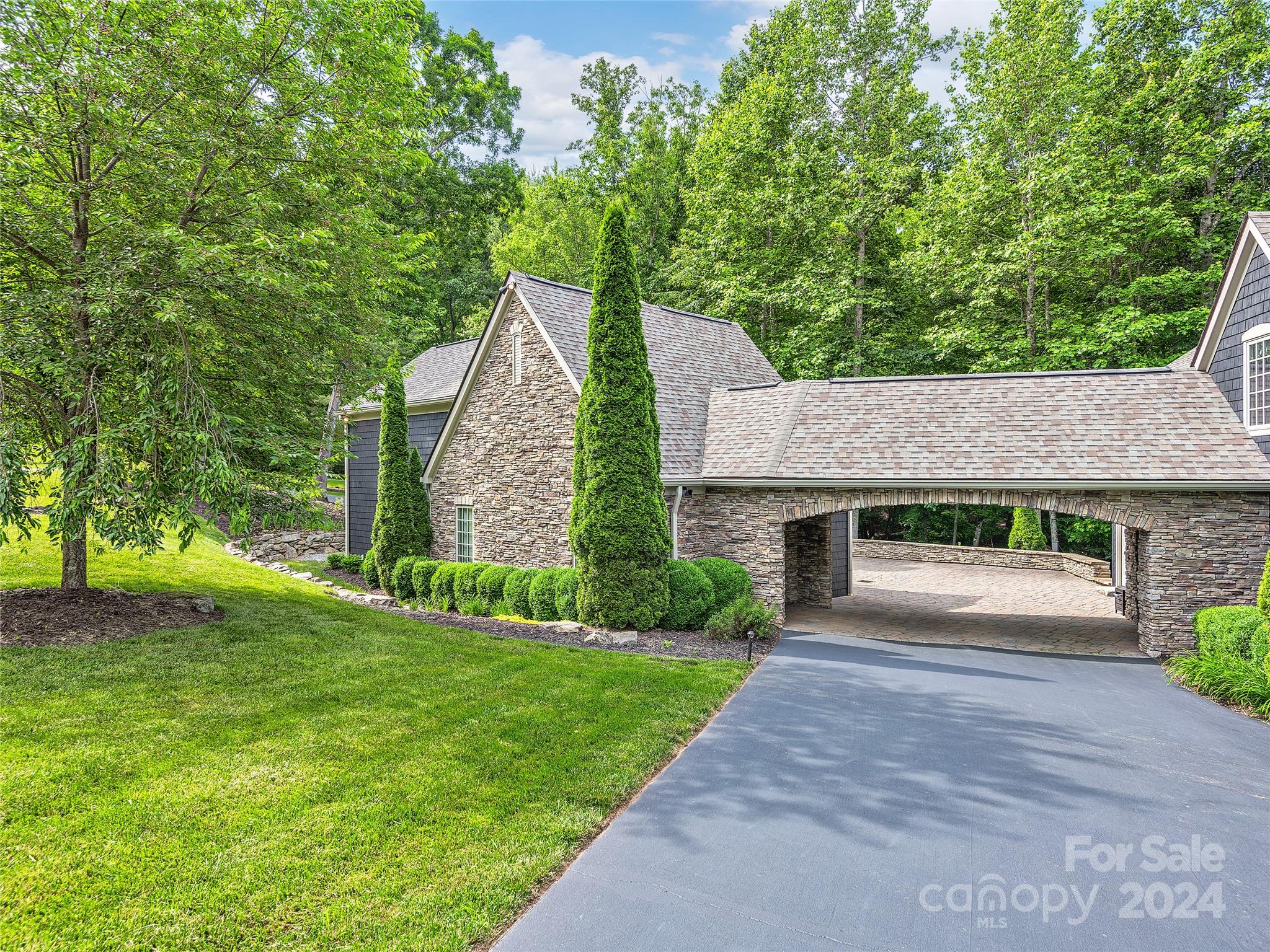 Biltmore Lake - Residential