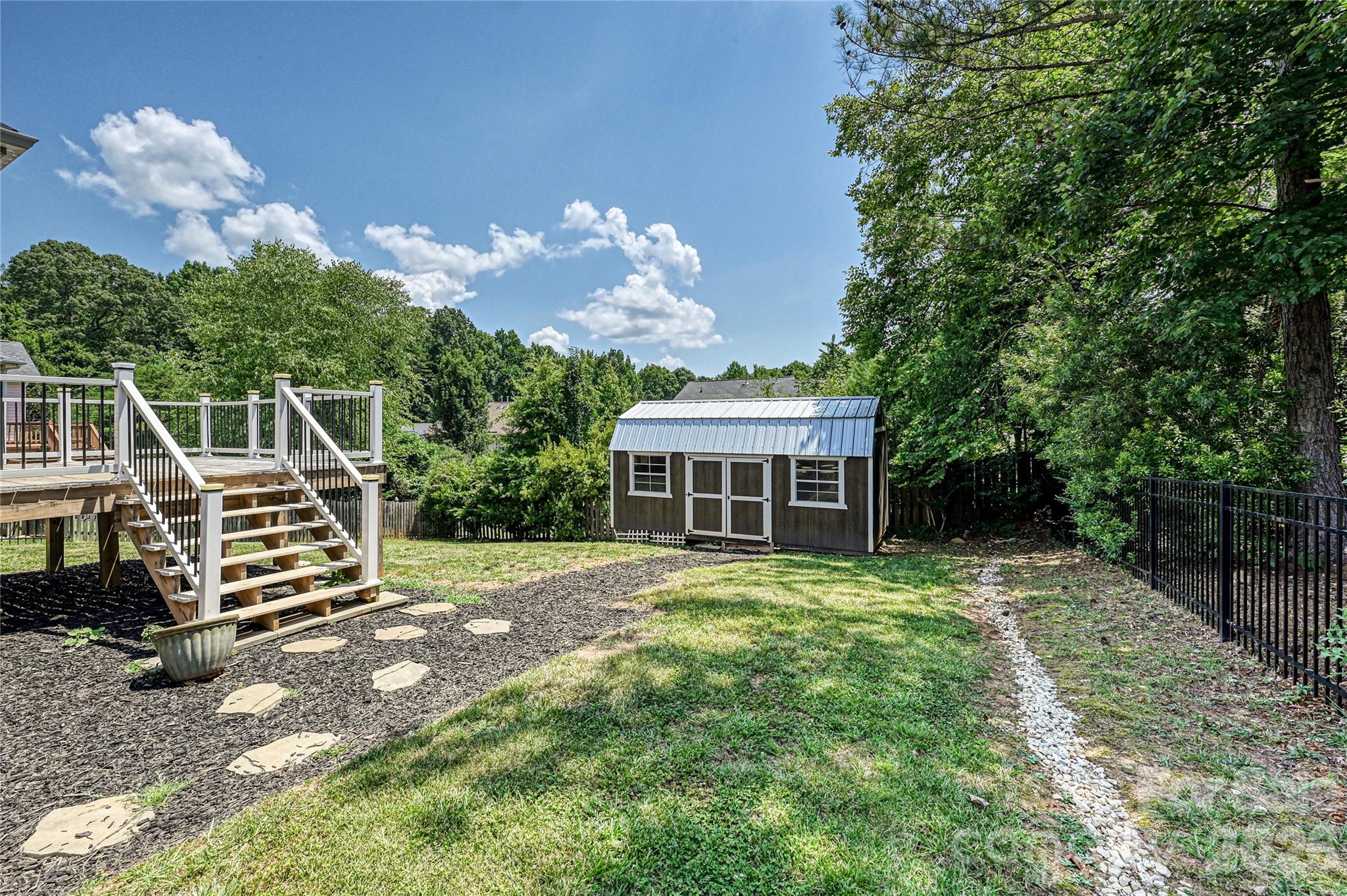 Stone Crest - Residential