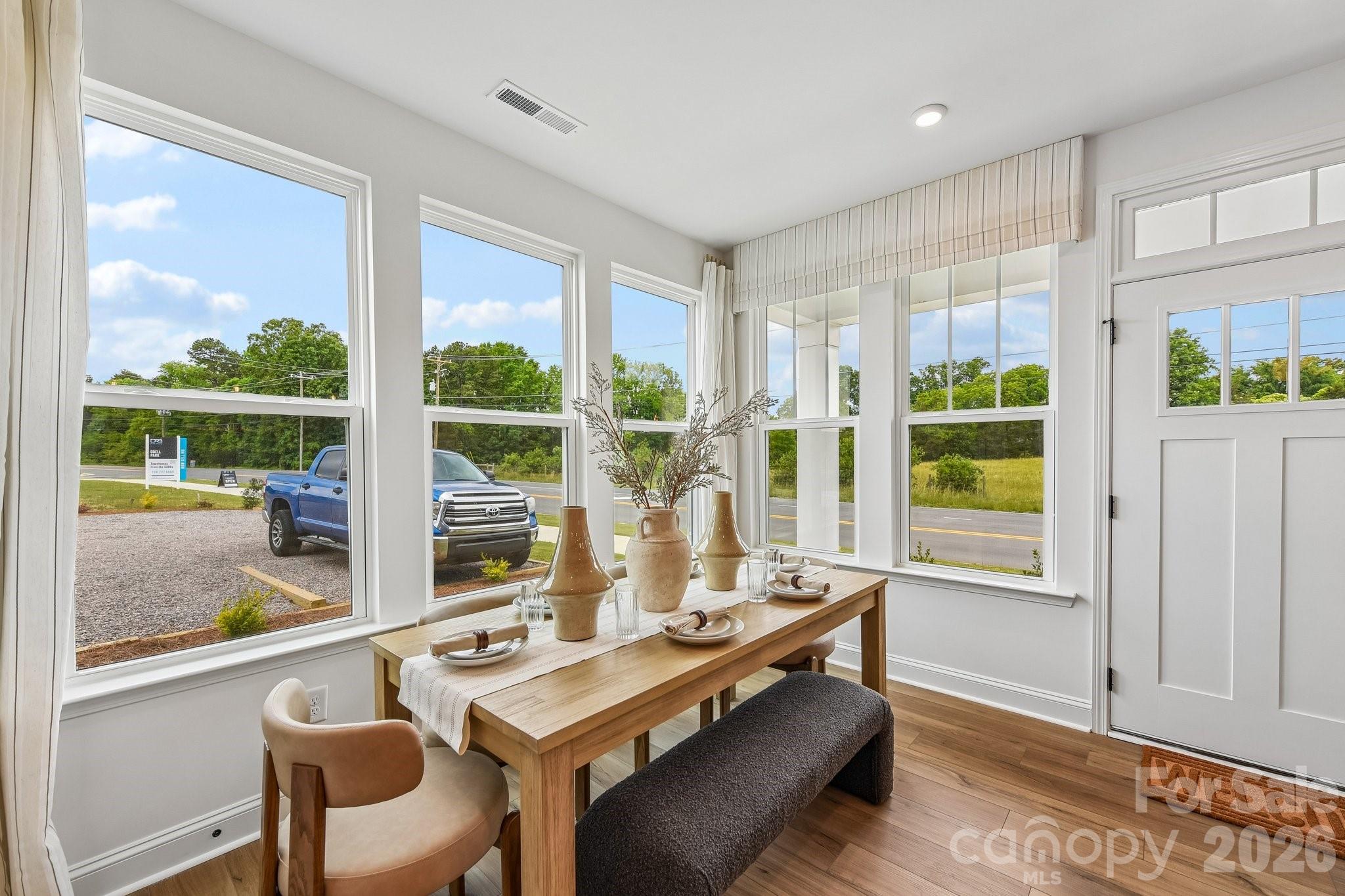ODELL PARK - Residential