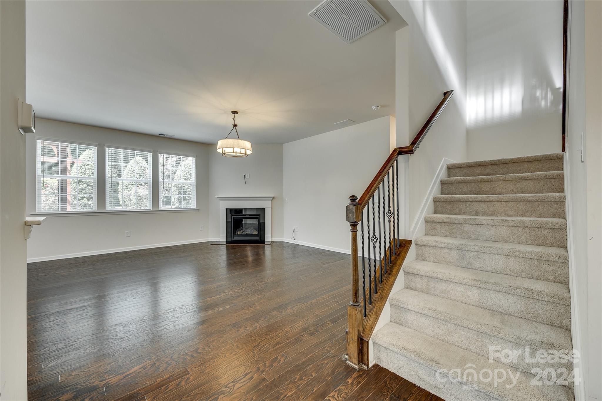 Oakland Pointe - Residential Lease