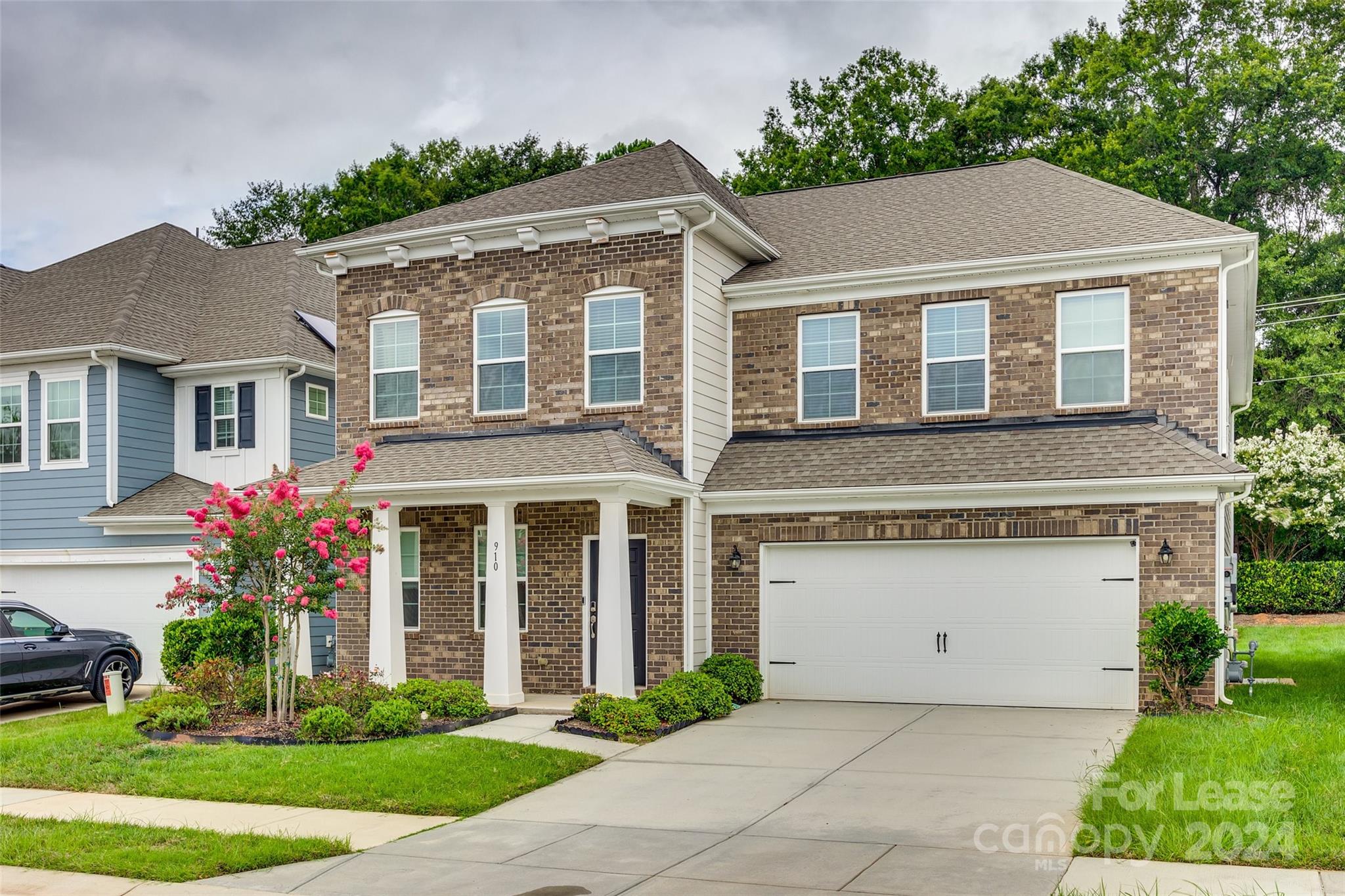 Oakland Pointe - Residential Lease