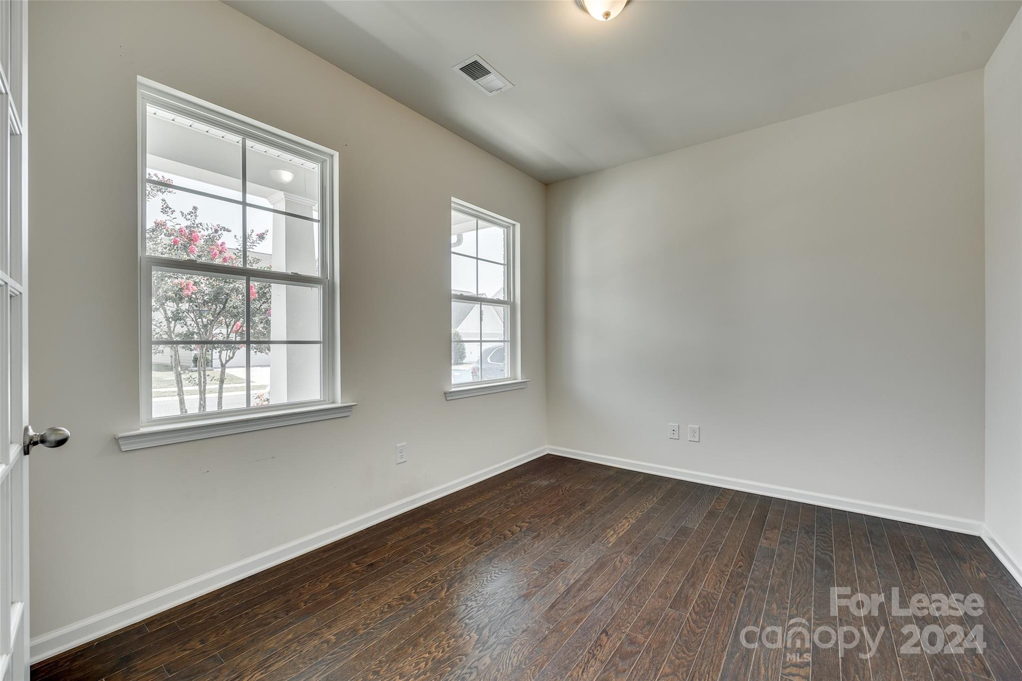 Oakland Pointe - Residential Lease