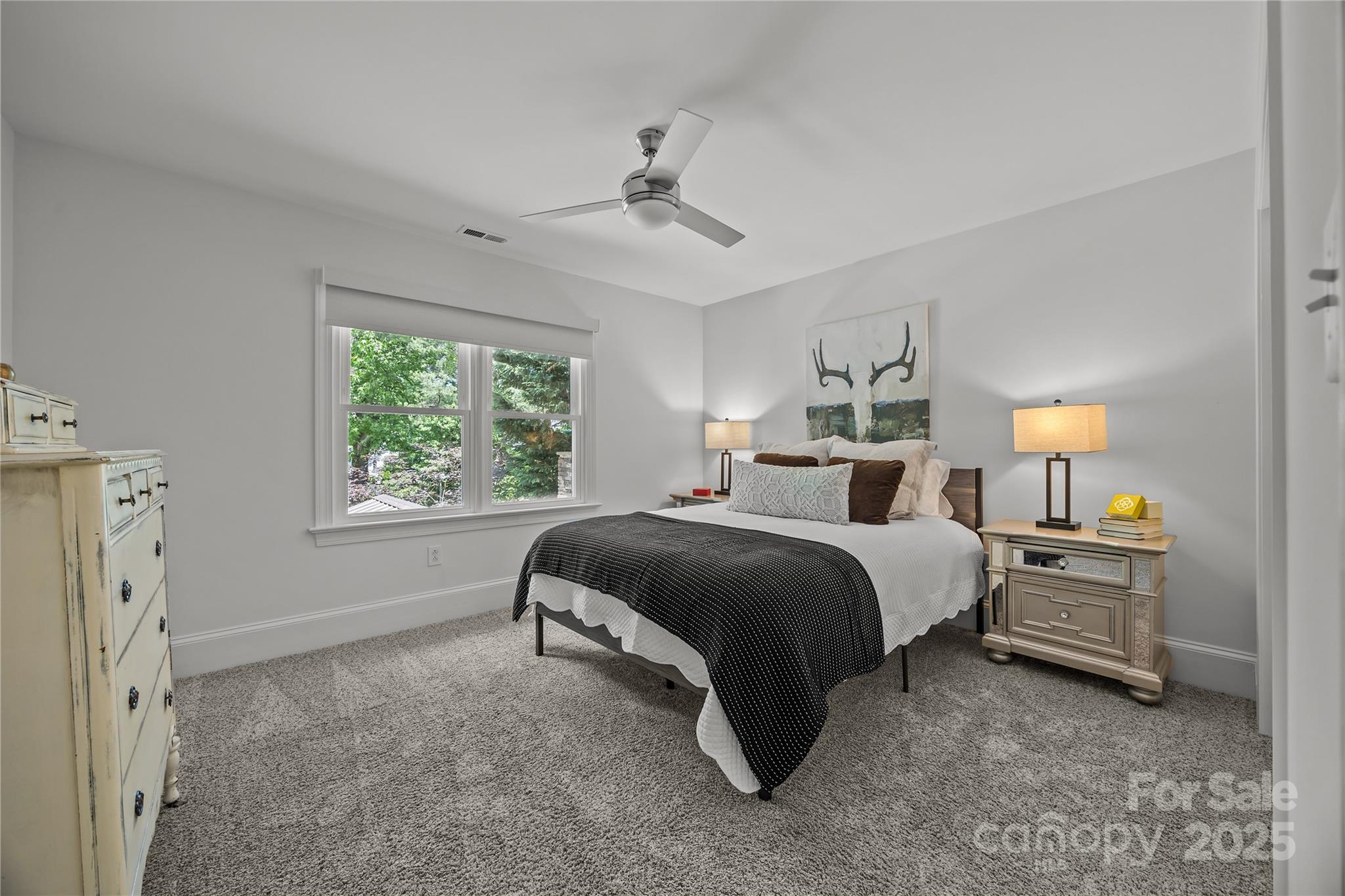 Diane Shores - Residential