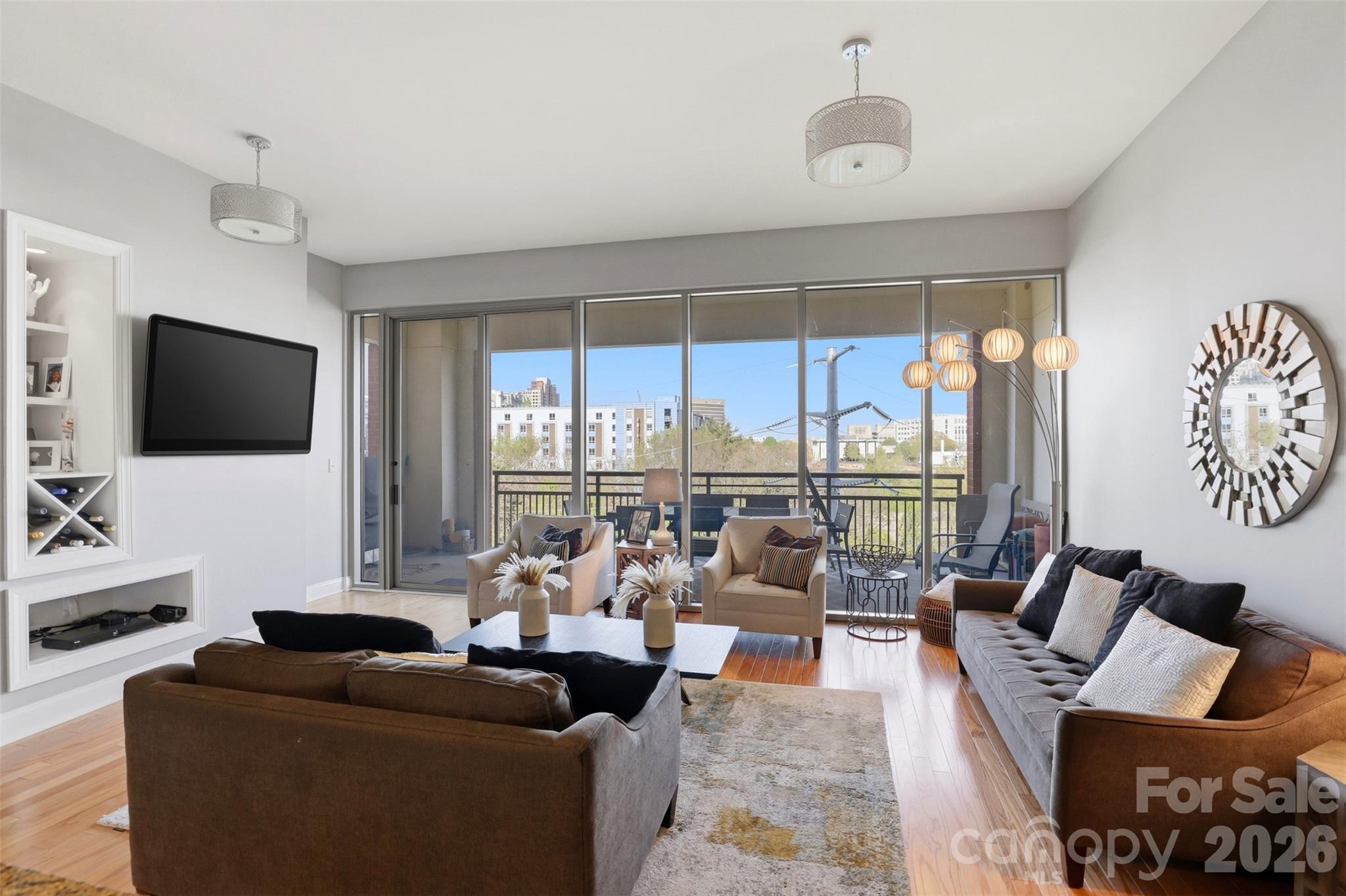 Royal Court - Residential