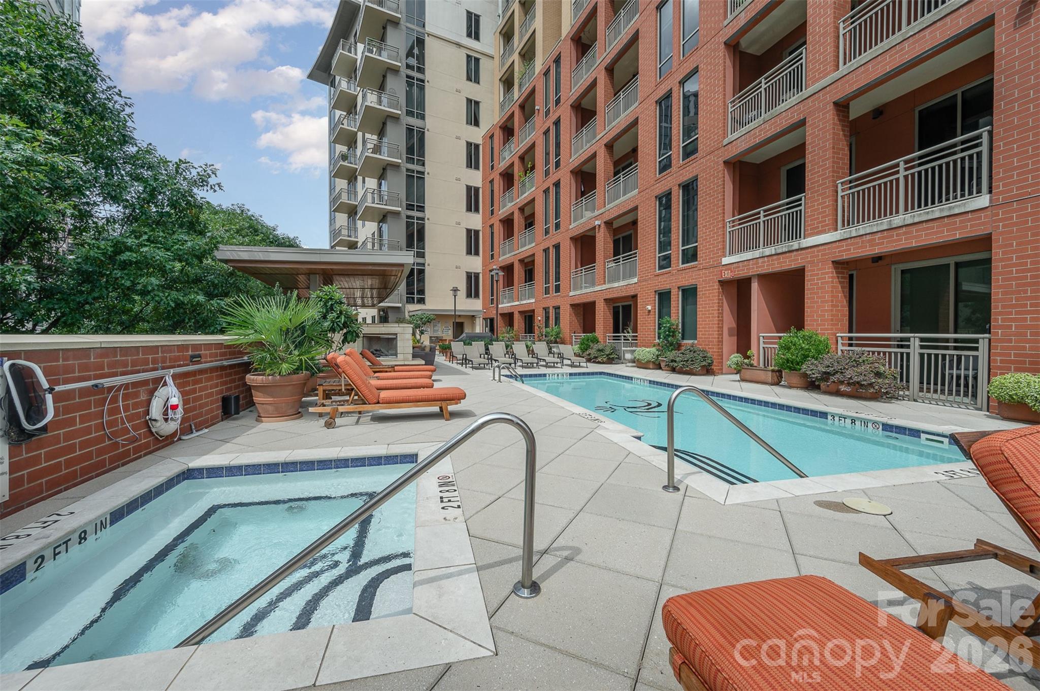 Royal Court - Residential