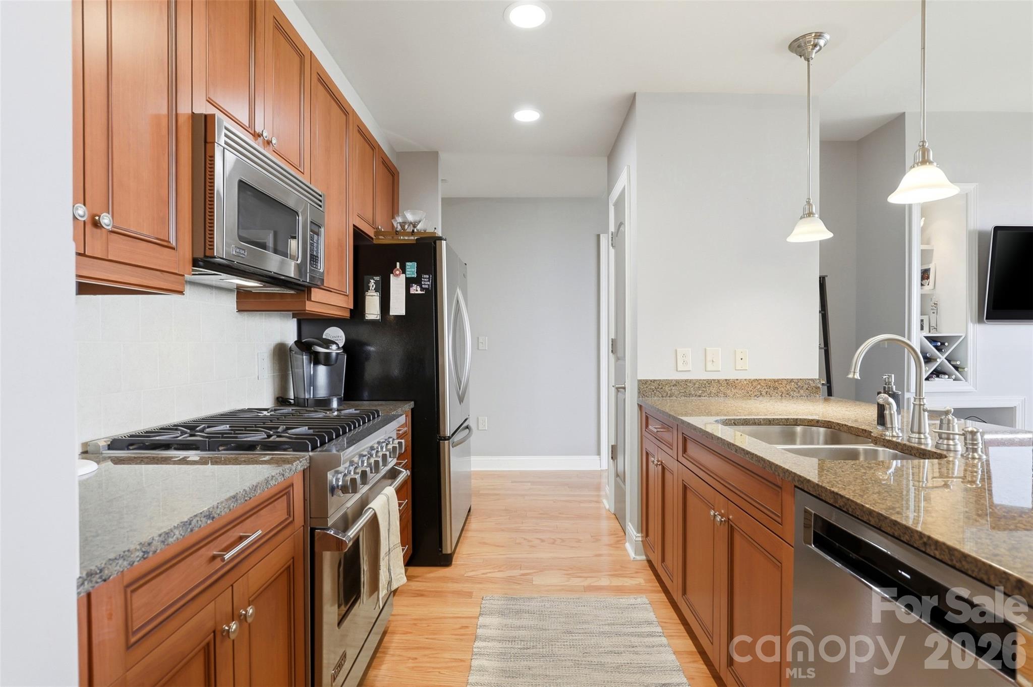 Royal Court - Residential
