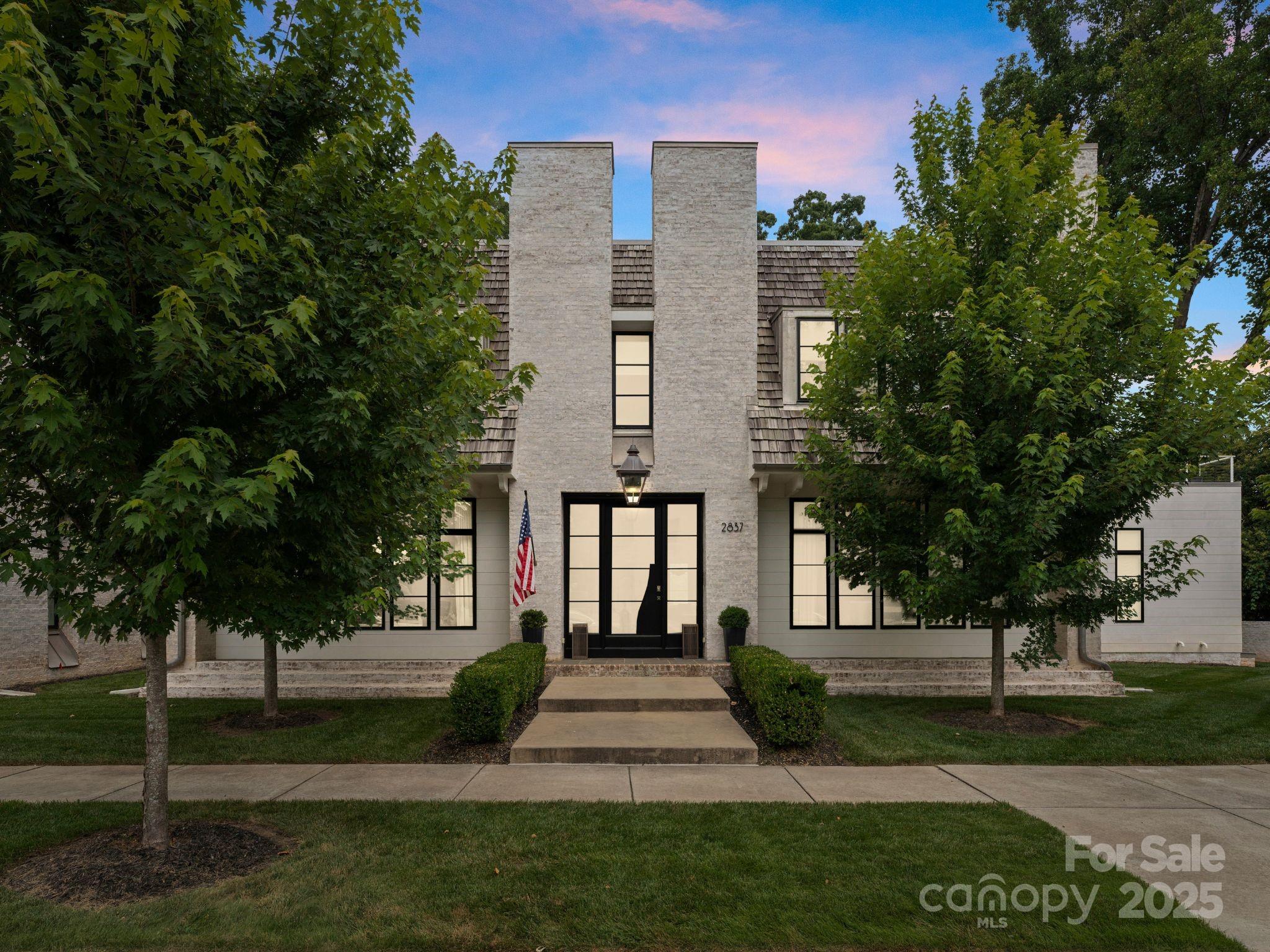 Kenwood Sharon Lane - Residential