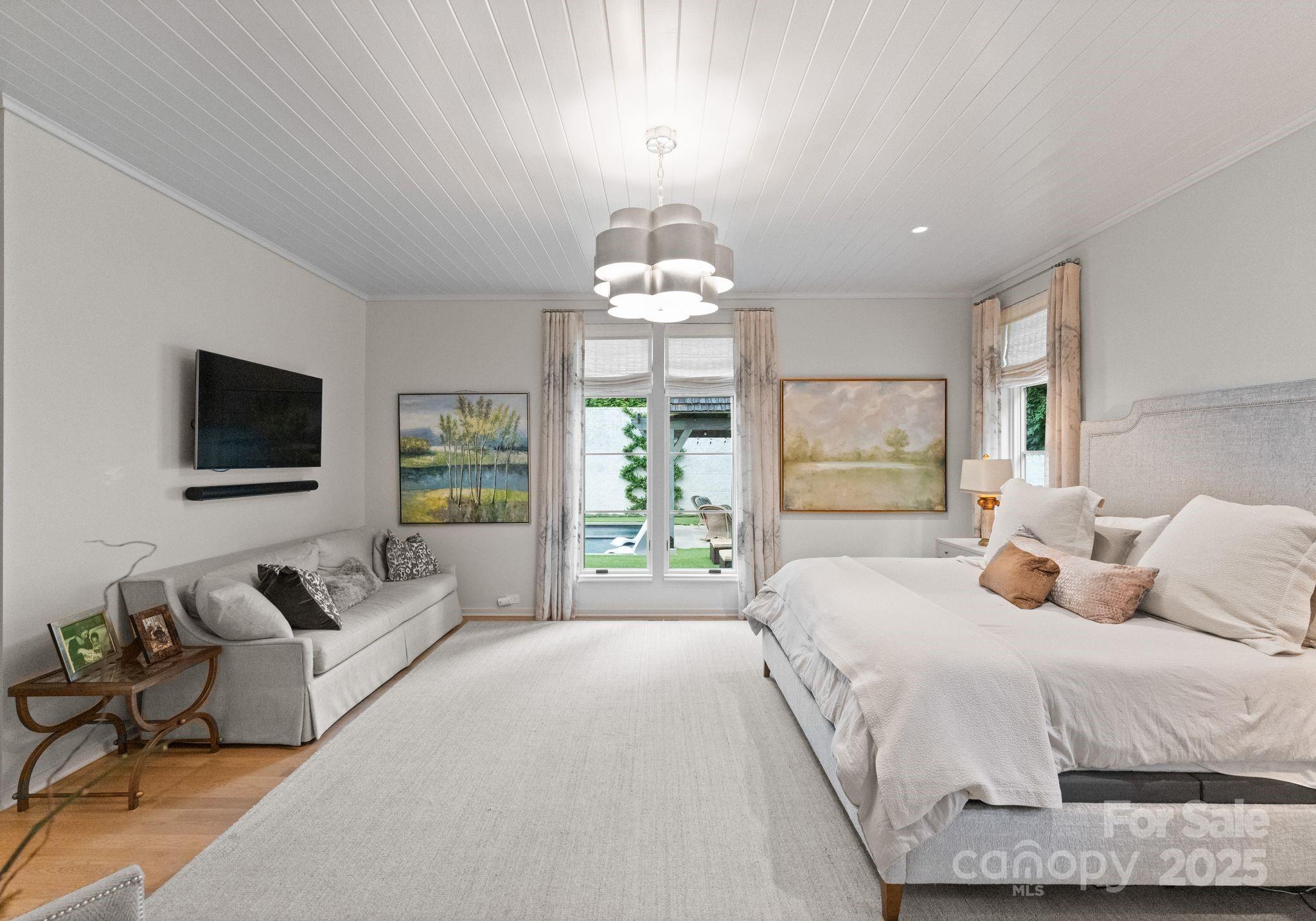 Kenwood Sharon Lane - Residential